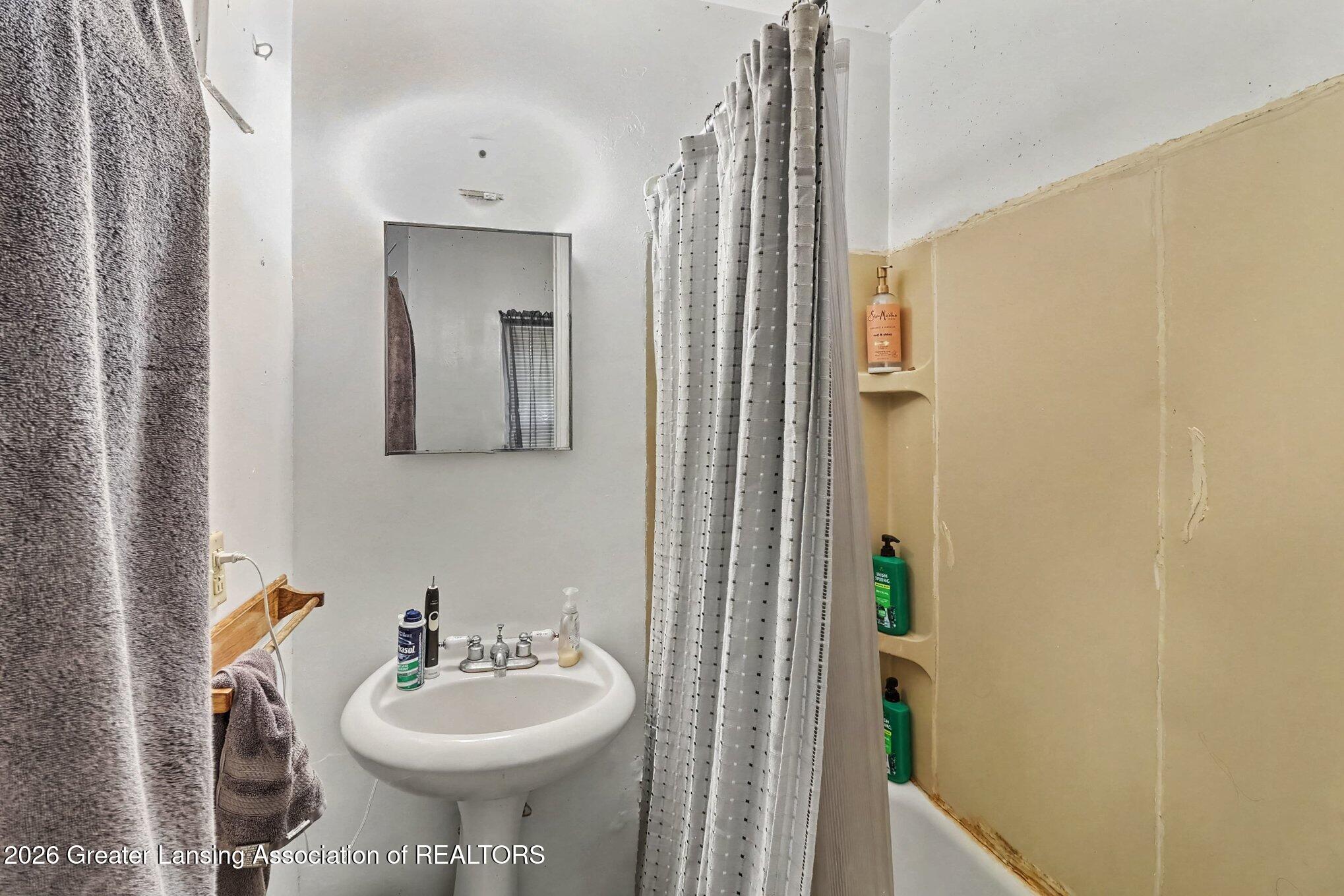614 S Putnam Street