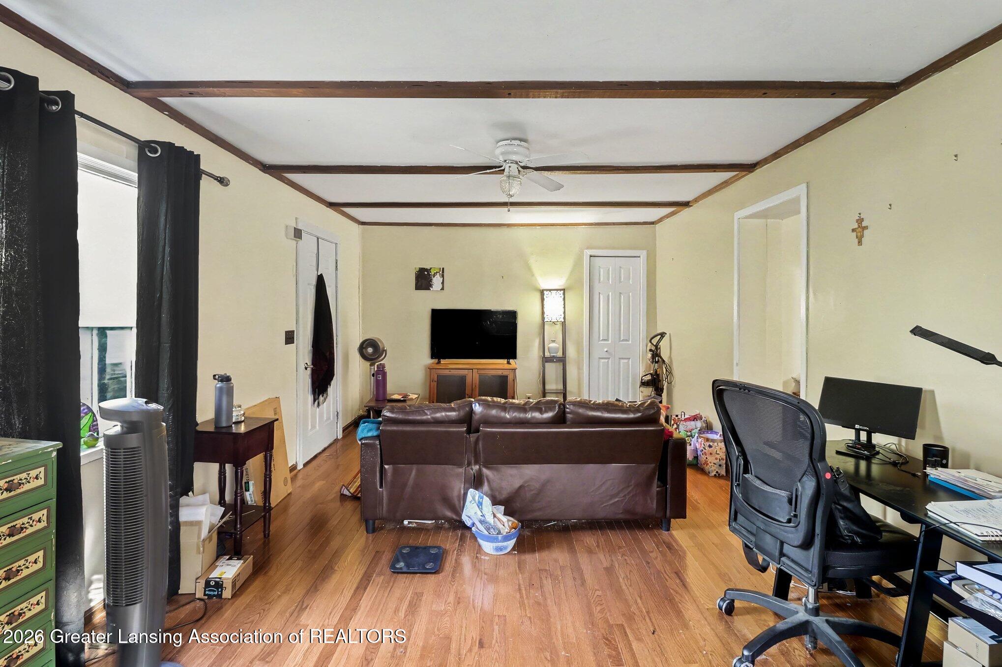 714 & 15 E Grand River Avenue