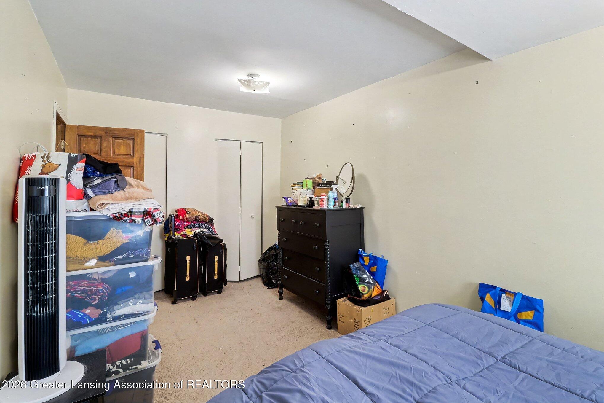 714 & 15 E Grand River Avenue
