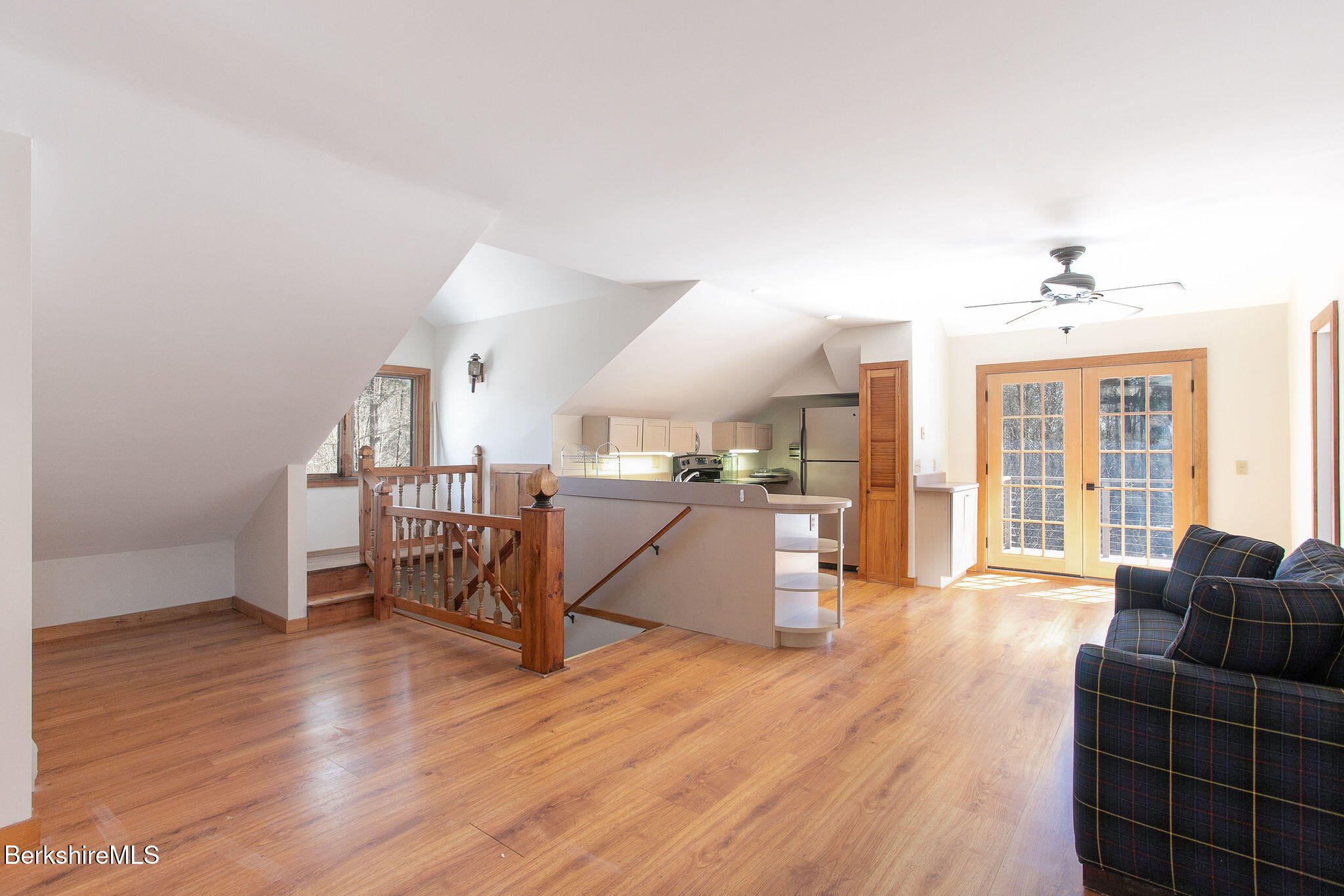 173 hillsdale Rd