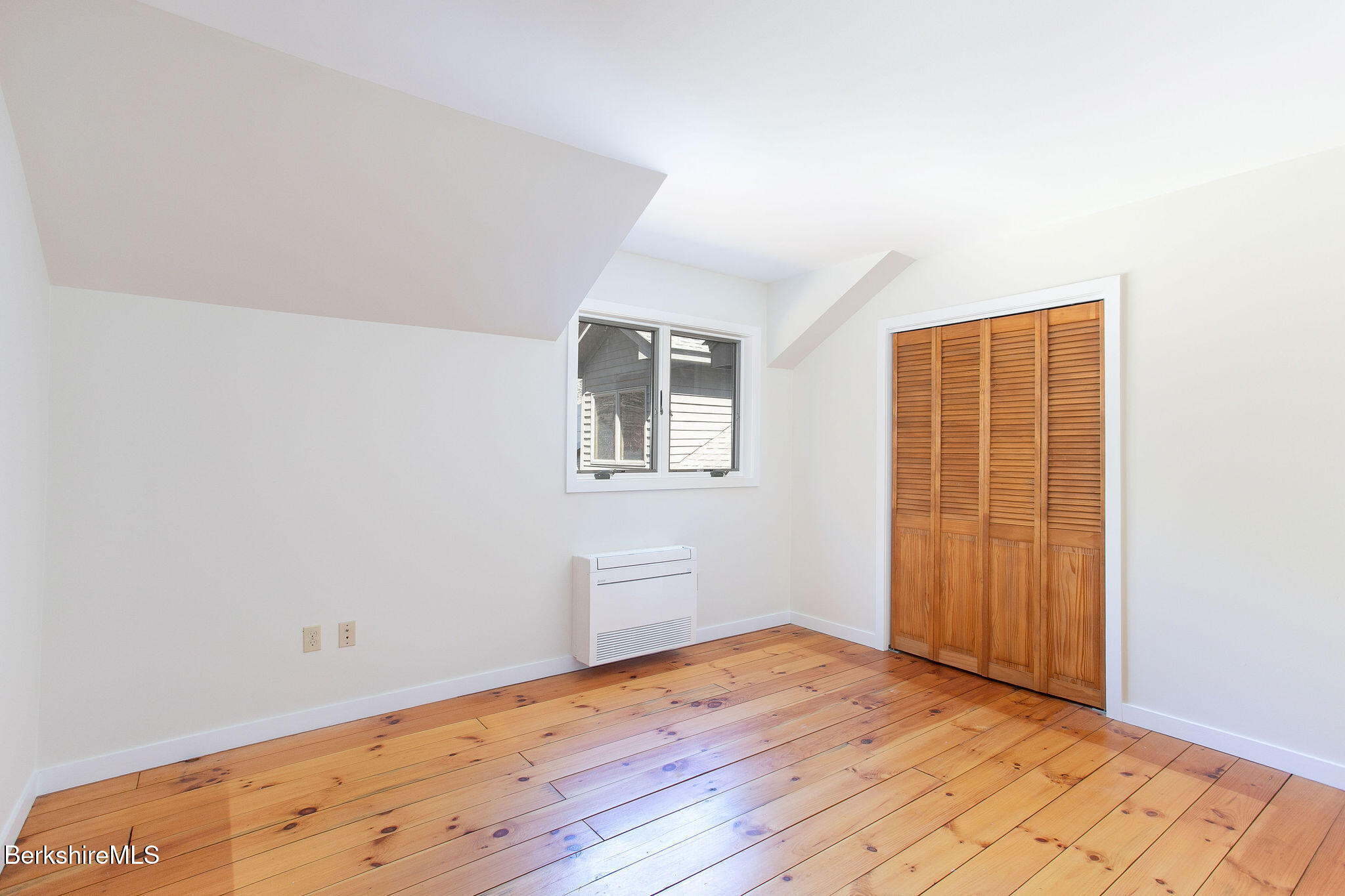 173 hillsdale Rd