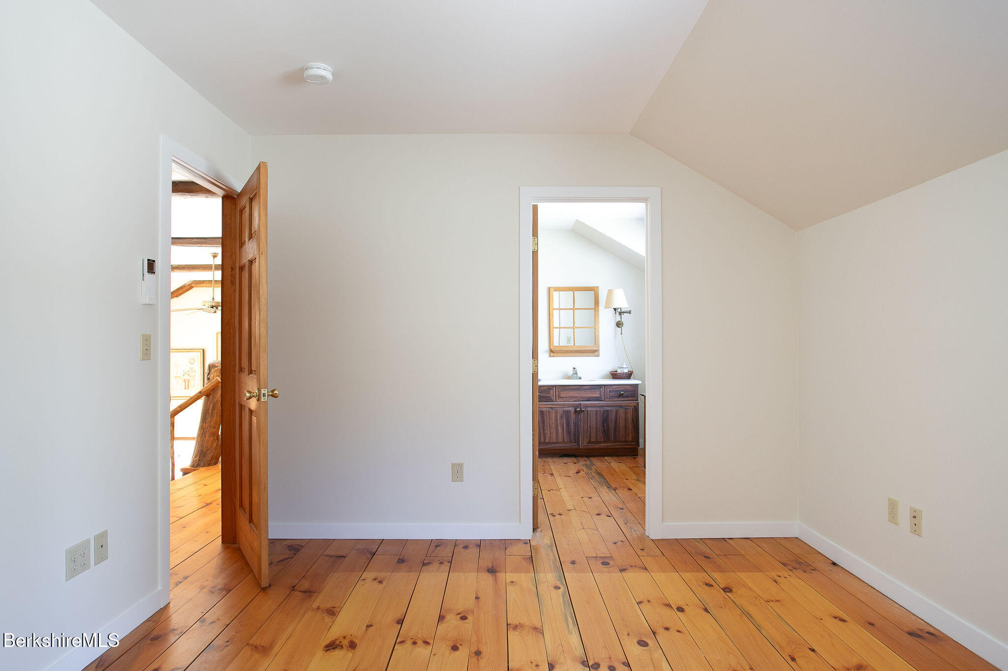 173 hillsdale Rd