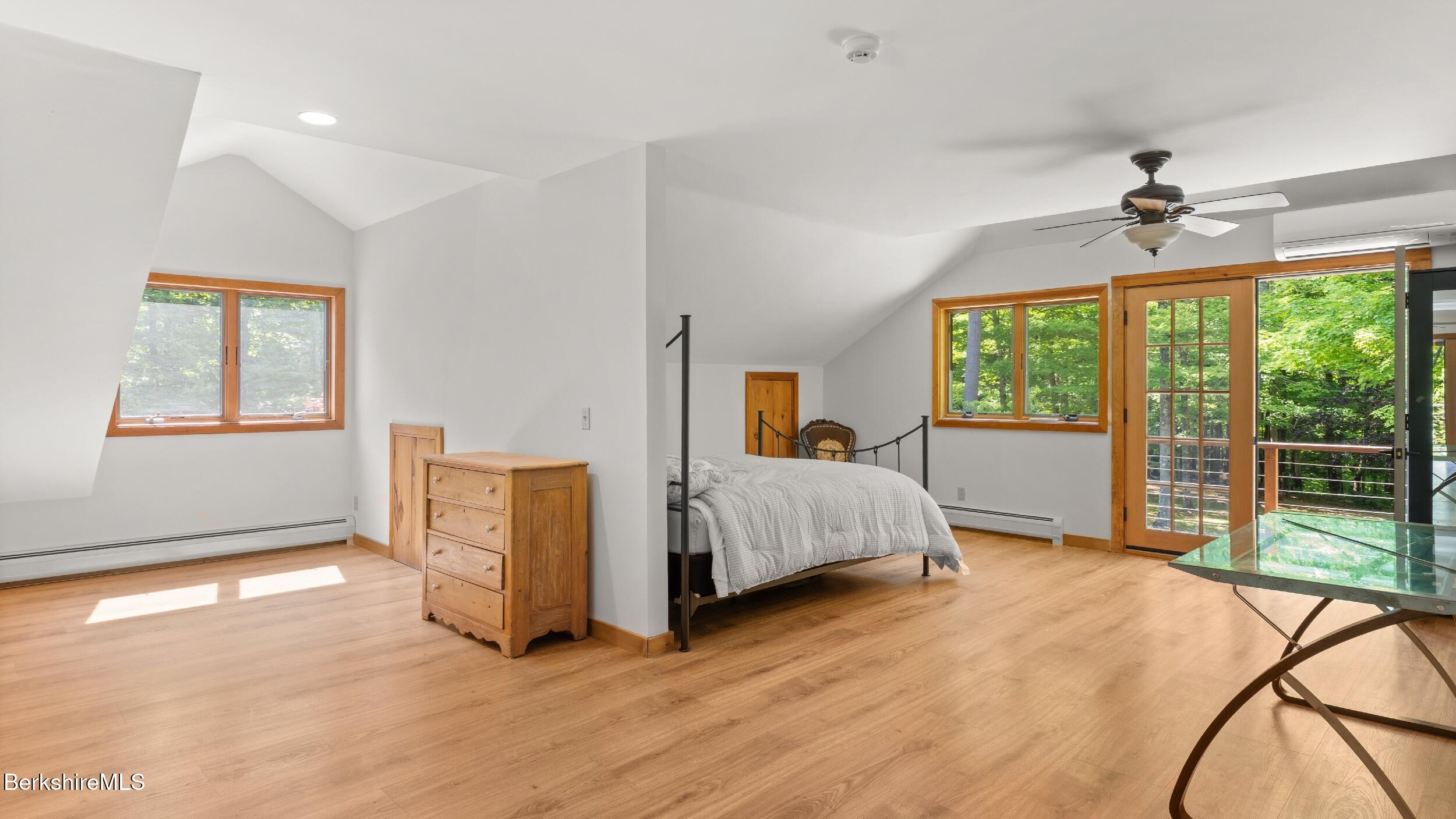 173 Hillsdale Rd