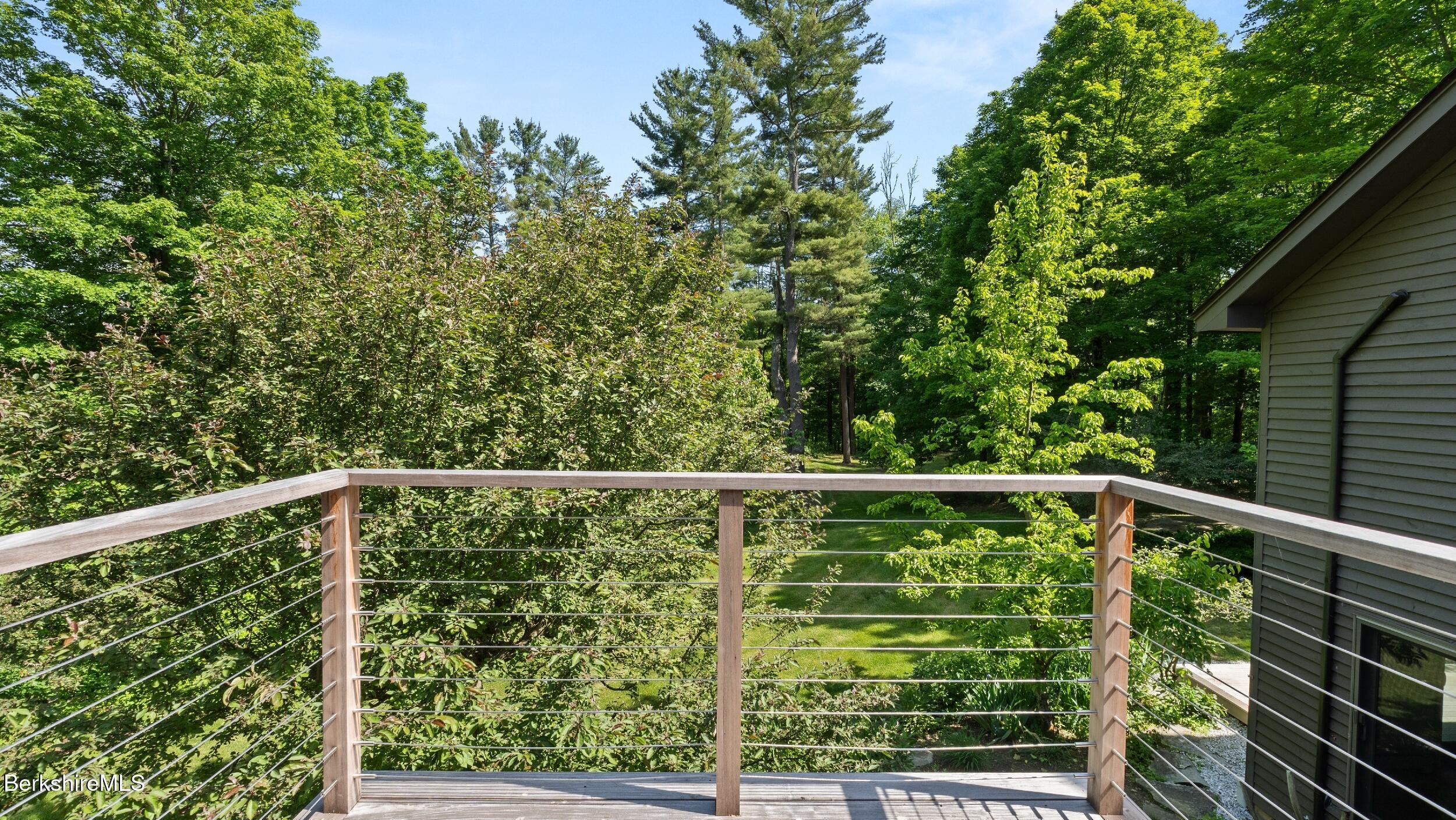 173 Hillsdale Rd