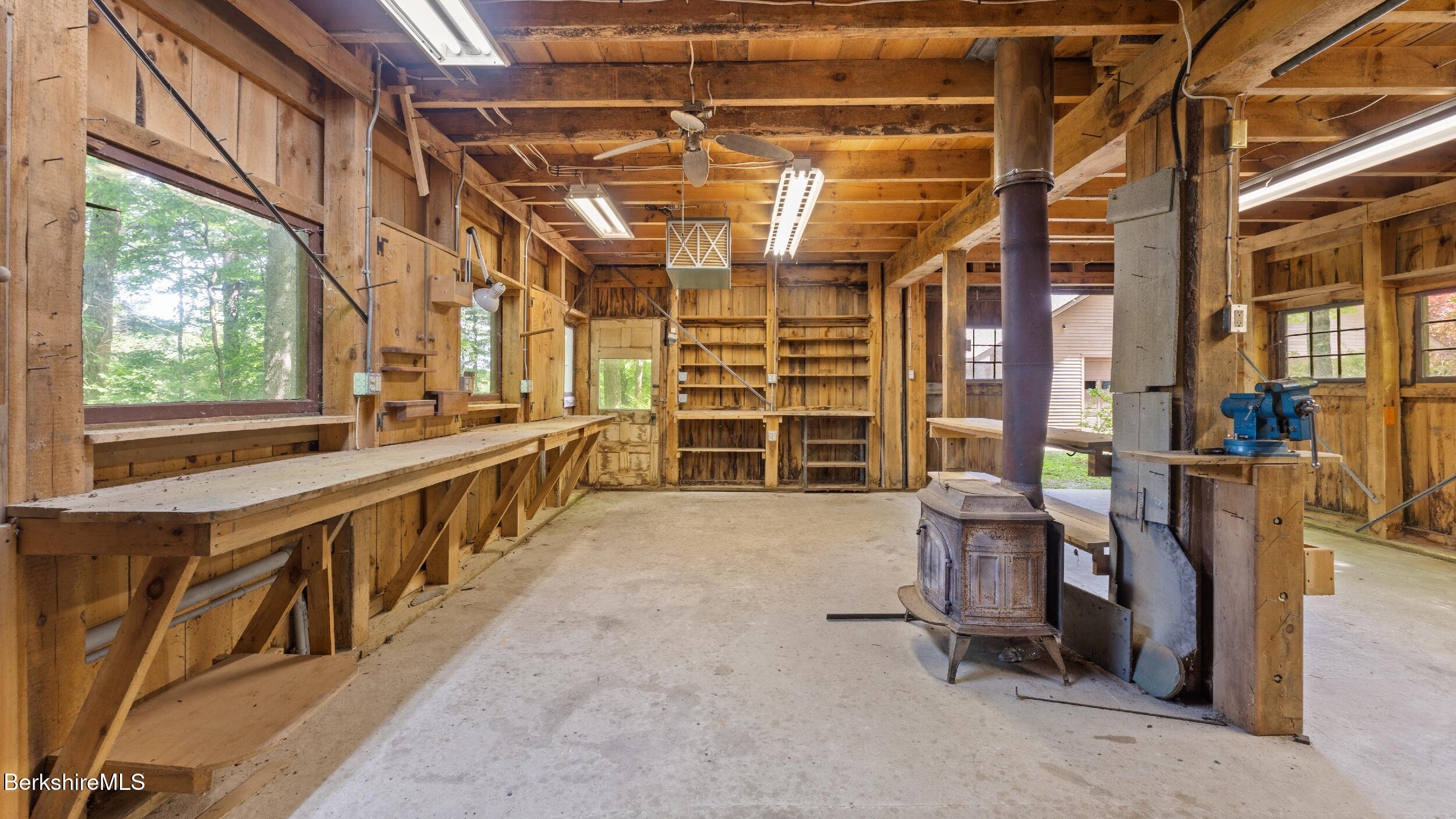 173 Hillsdale Rd