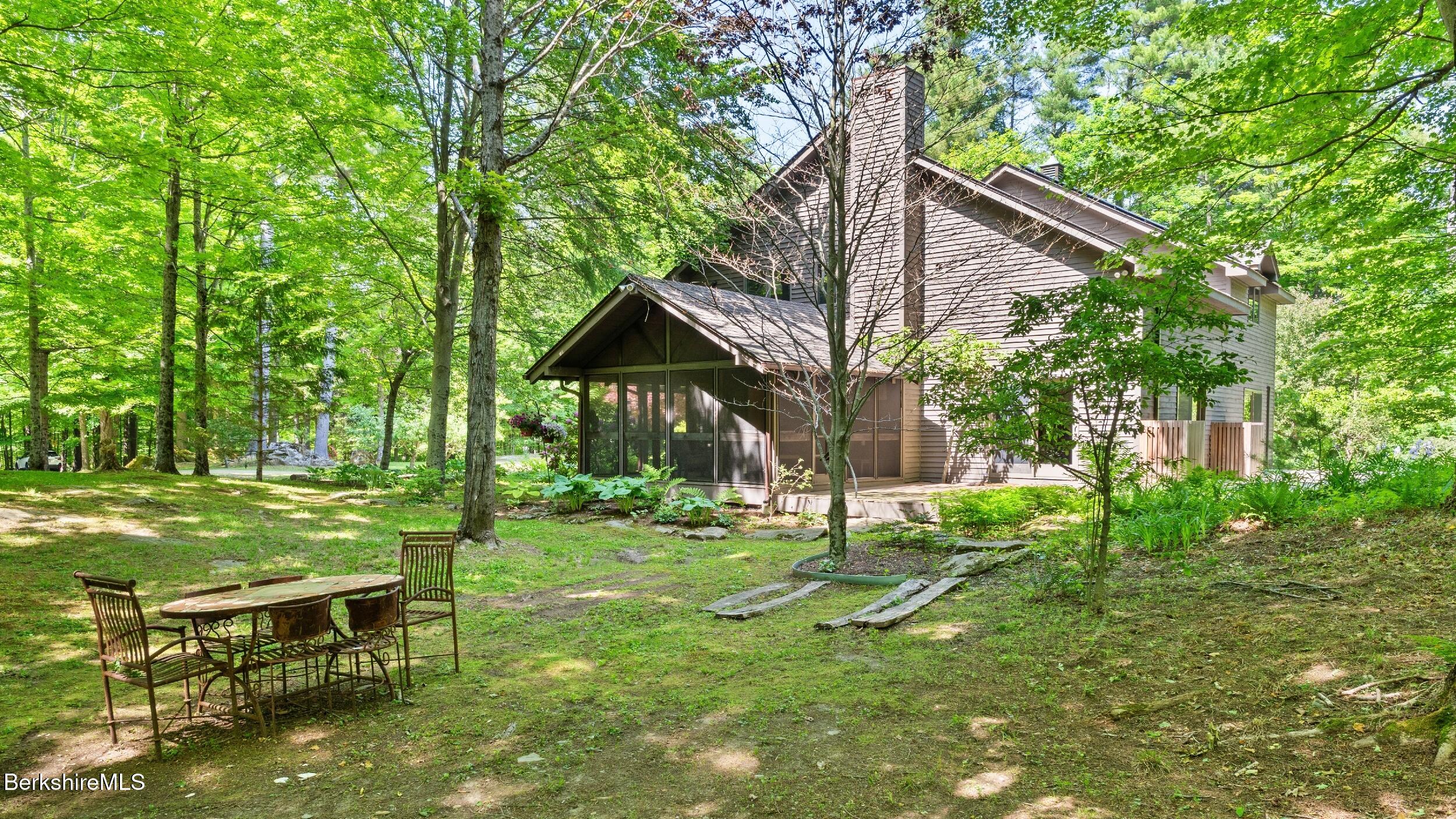 173 Hillsdale Rd