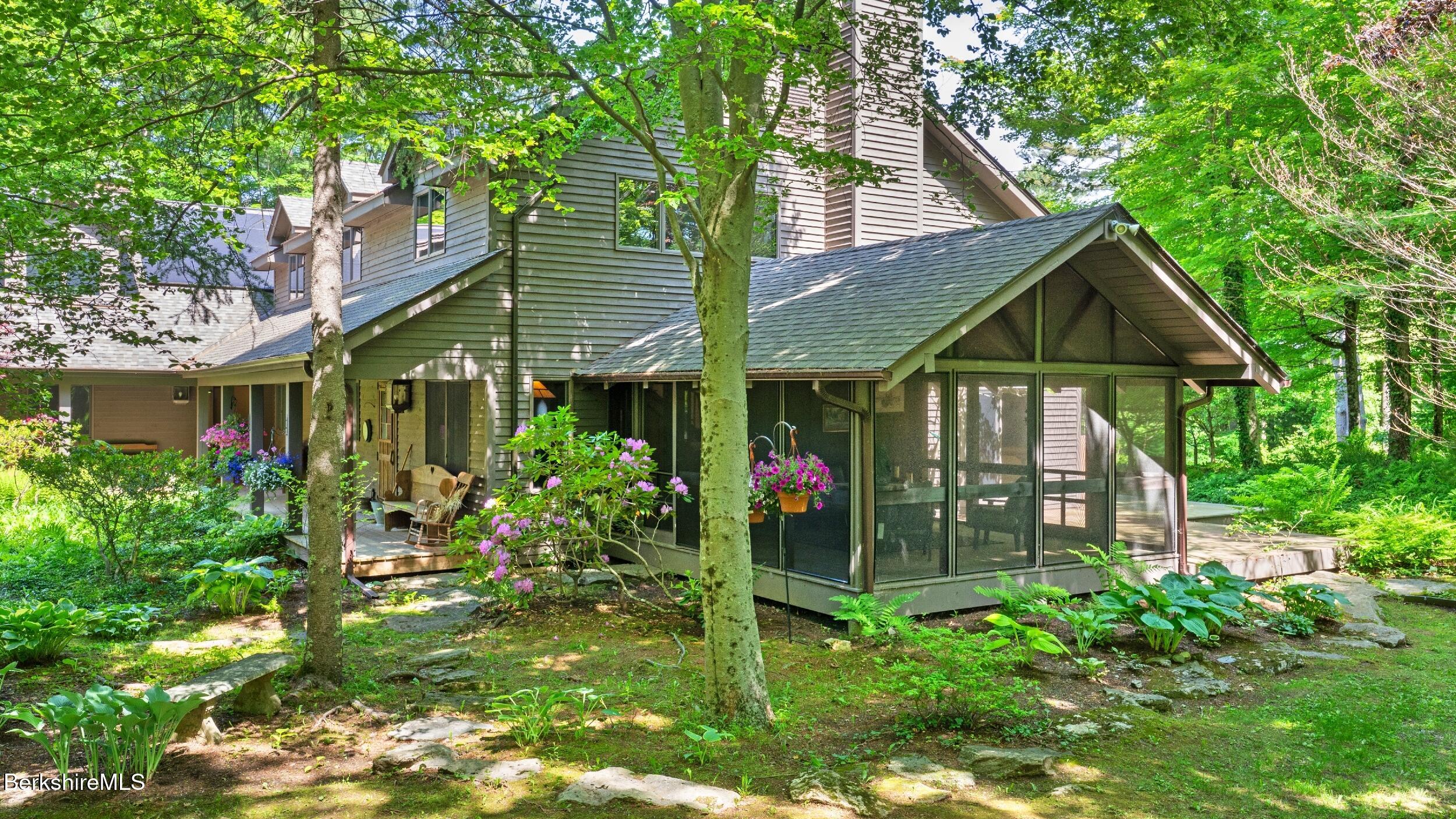 173 Hillsdale Rd
