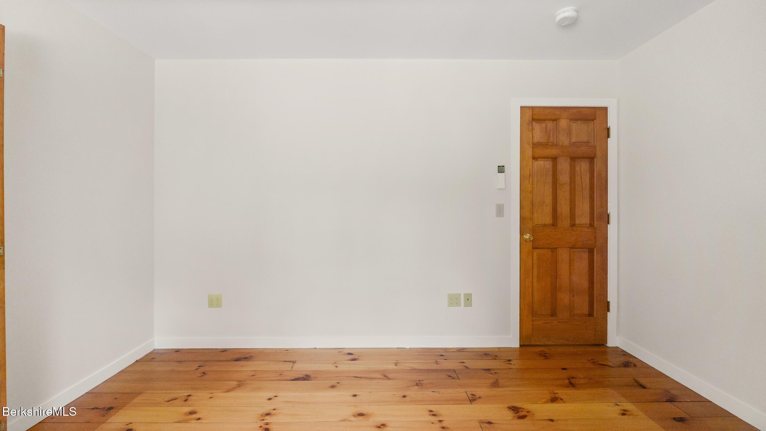 173 Hillsdale Rd