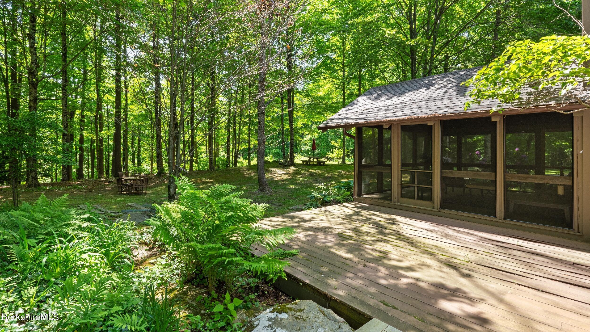 173 Hillsdale Rd