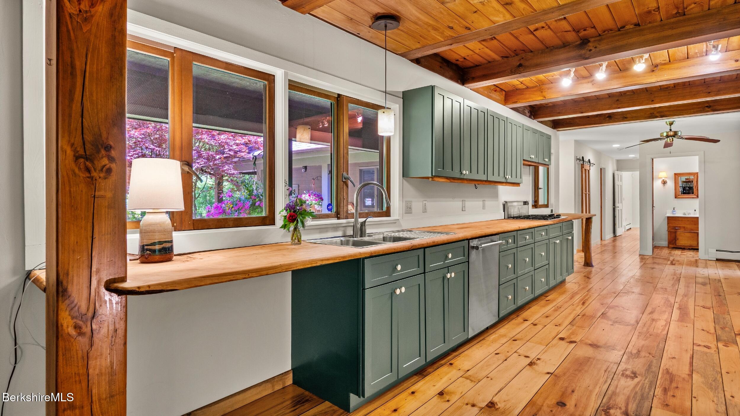173 Hillsdale Rd
