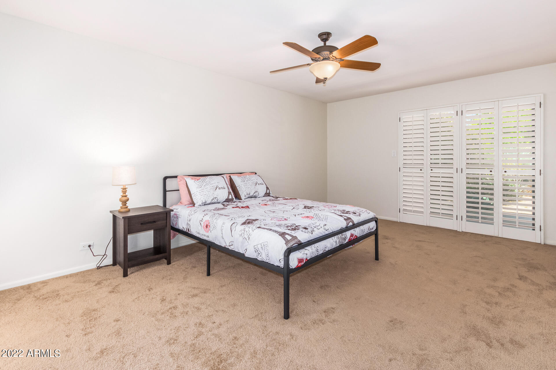 1710 E STAGHORN Lane