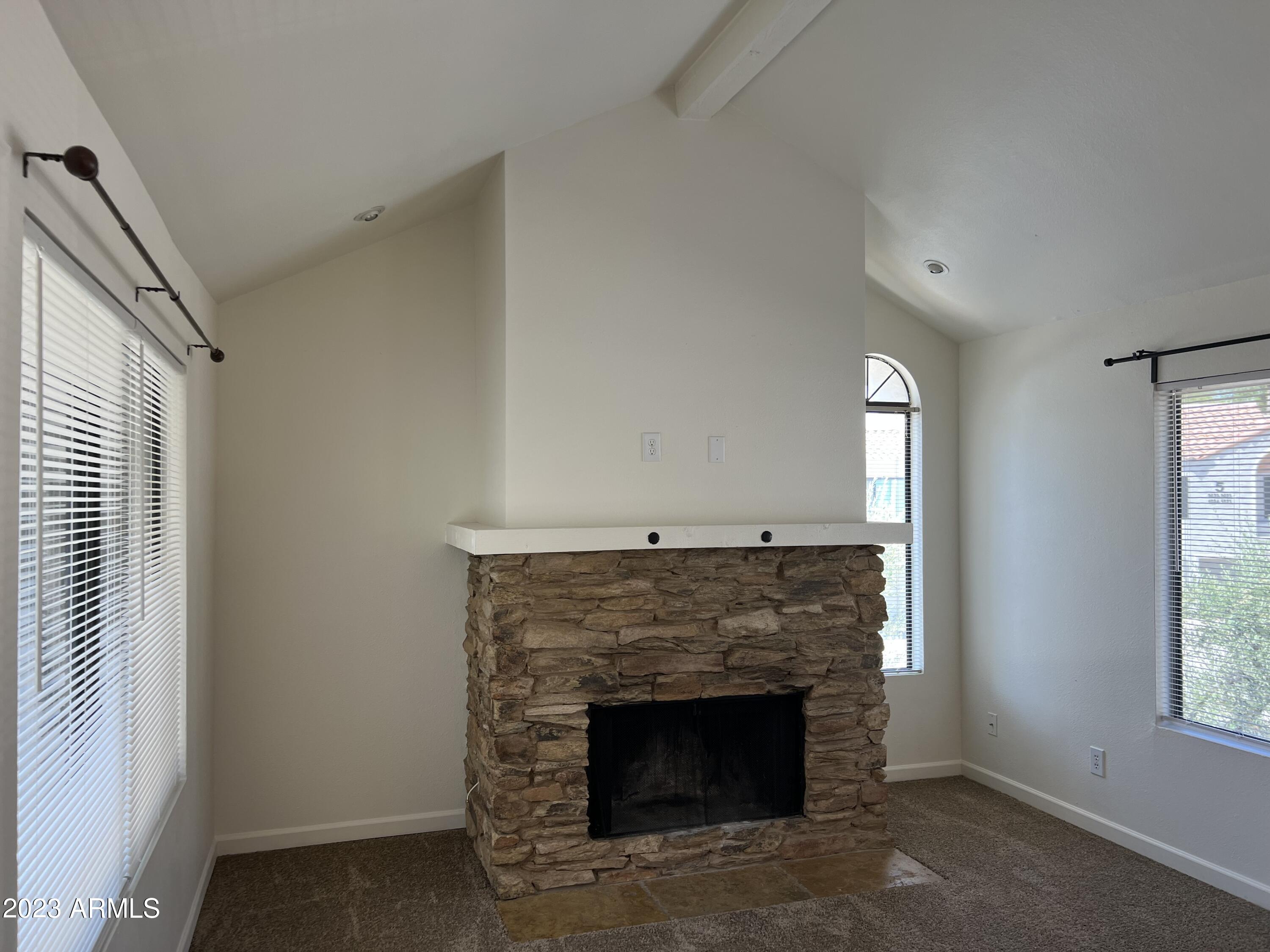 10115 E MOUNTAIN VIEW Road Unit: 2015
