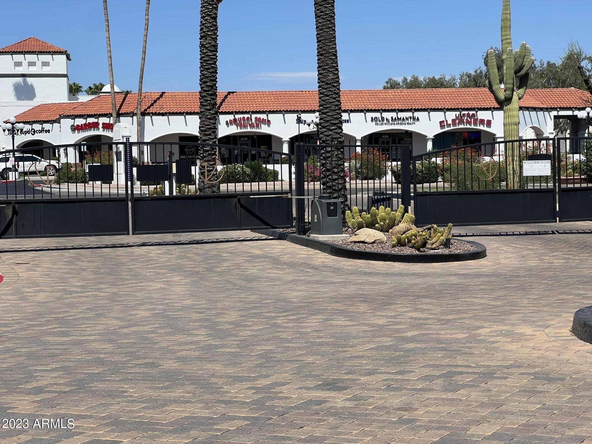 10115 E MOUNTAIN VIEW Road Unit: 2015