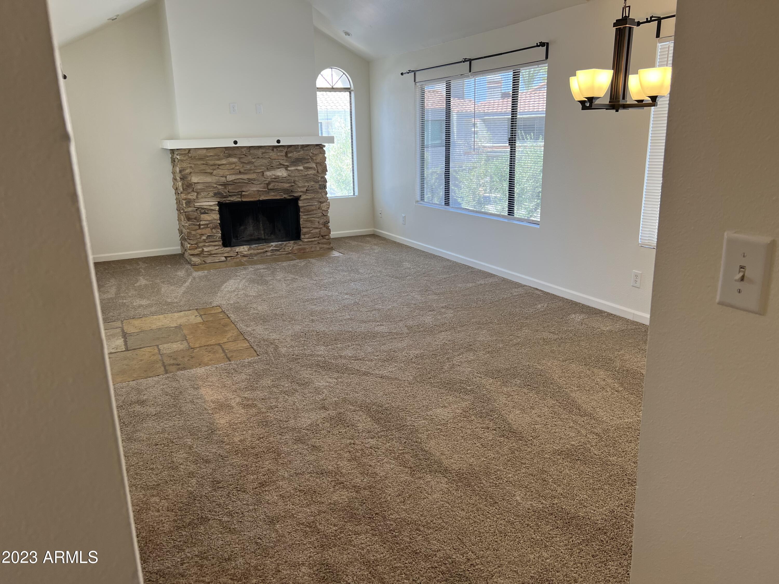 10115 E MOUNTAIN VIEW Road Unit: 2015