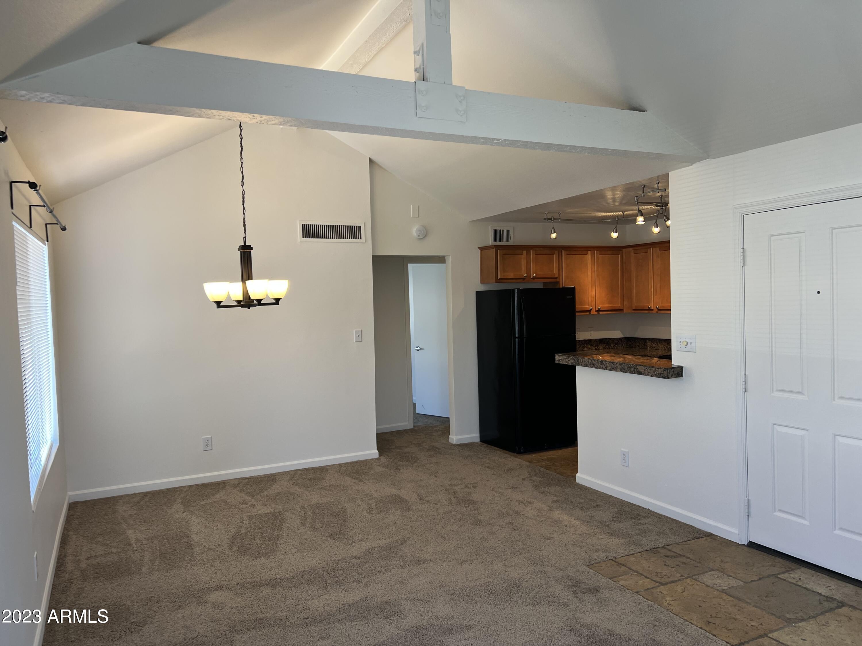 10115 E MOUNTAIN VIEW Road Unit: 2015