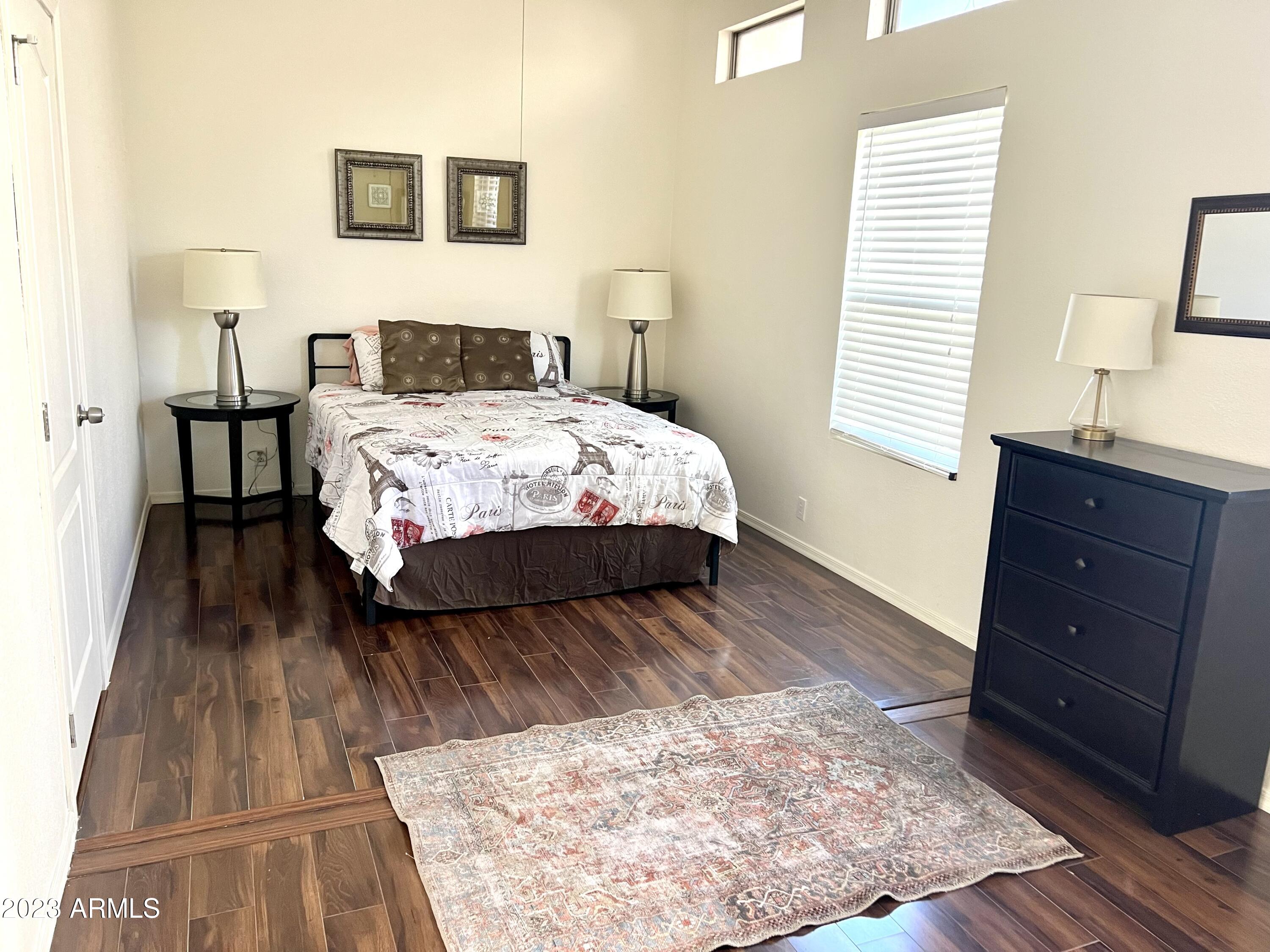 8348 W CLAREMONT Street