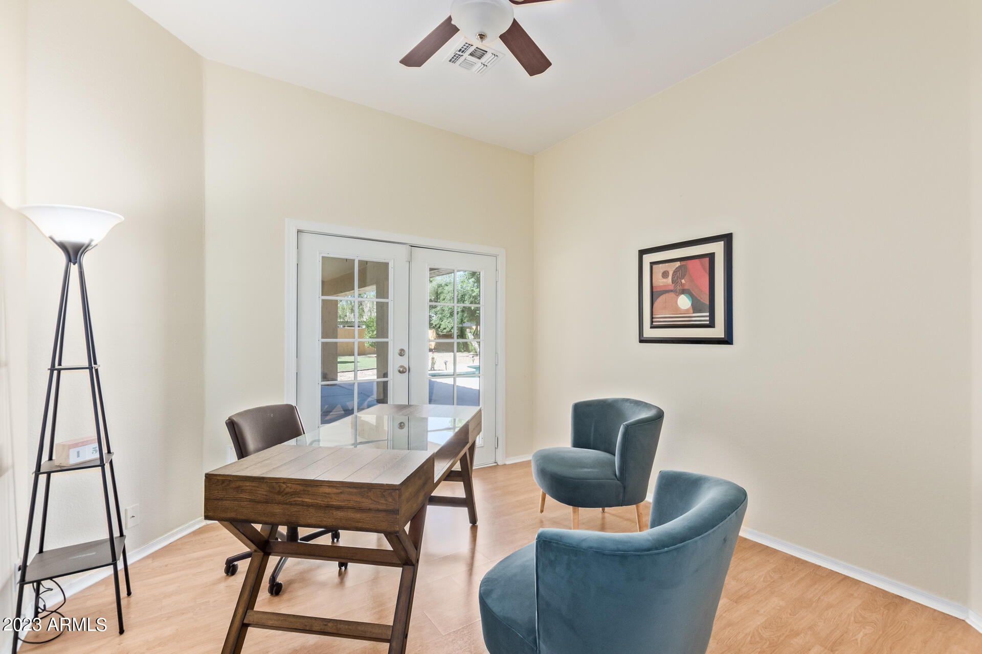 8348 W CLAREMONT Street