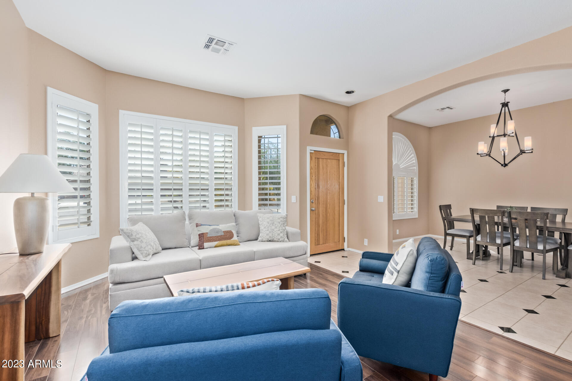 8348 W CLAREMONT Street