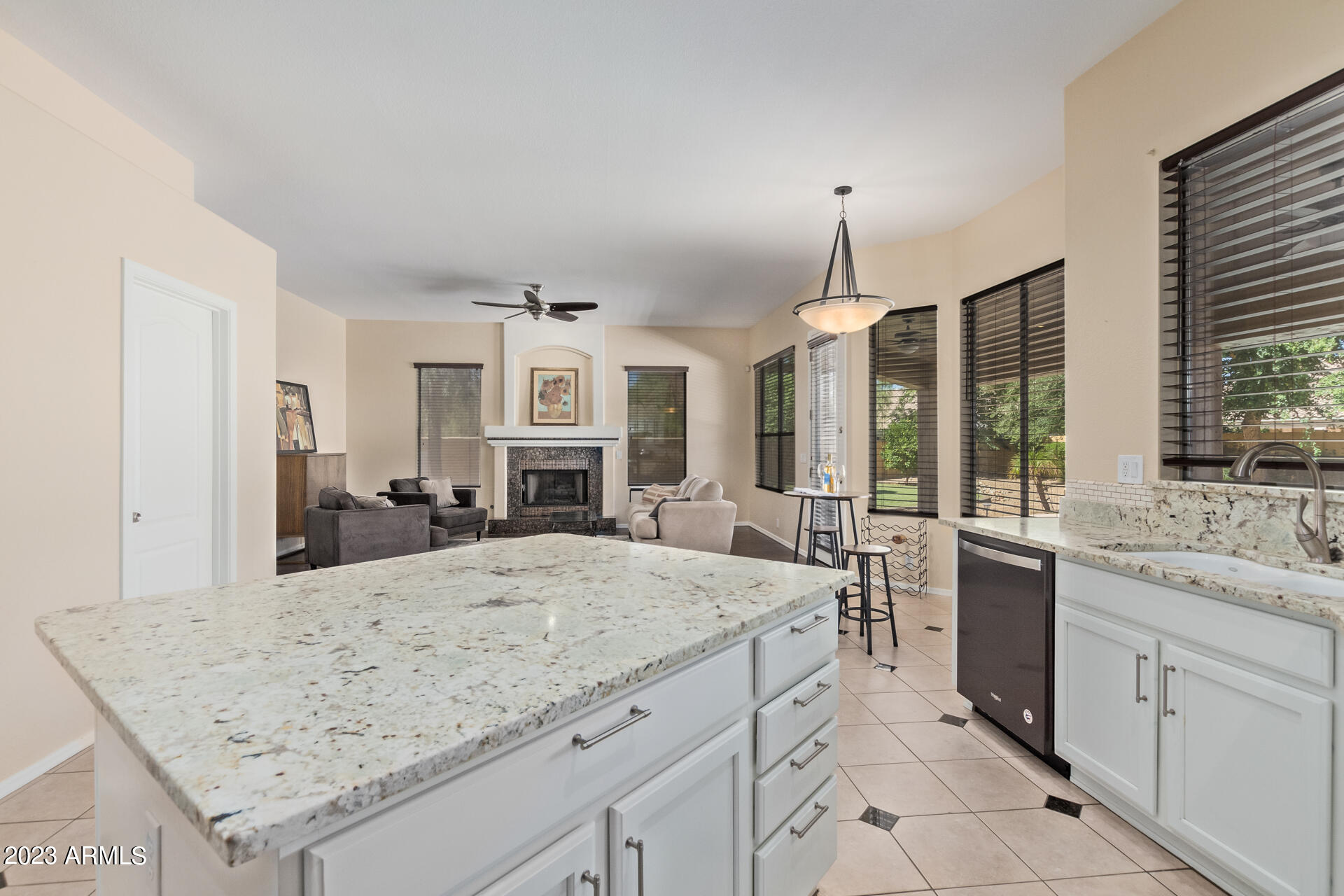 8348 W CLAREMONT Street