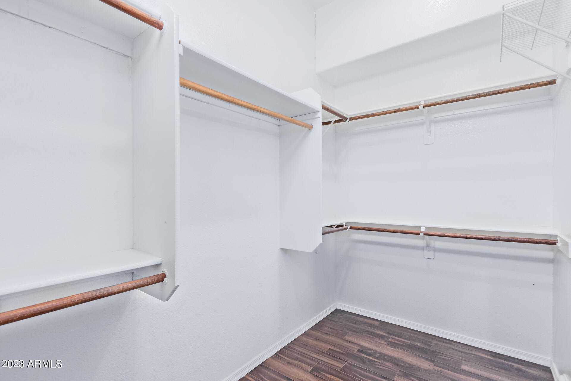 8348 W CLAREMONT Street