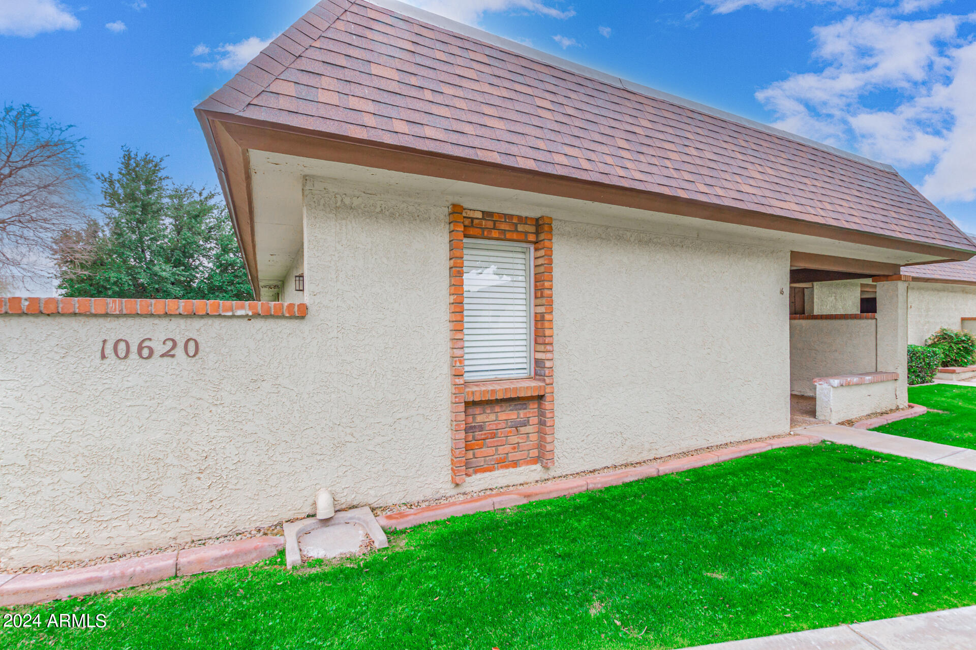 10620 W NORTHERN Avenue Unit: 16