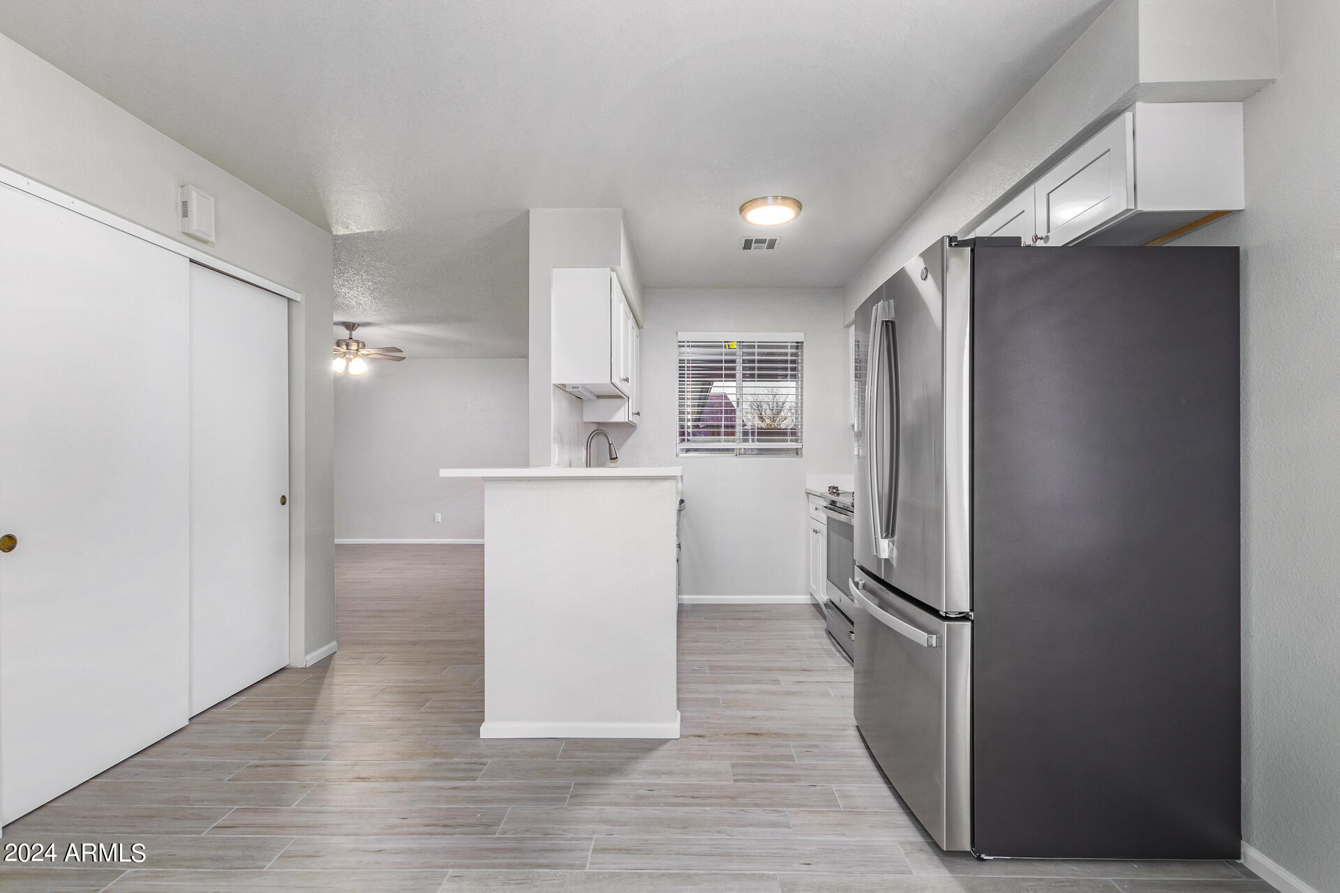 10620 W NORTHERN Avenue Unit: 16