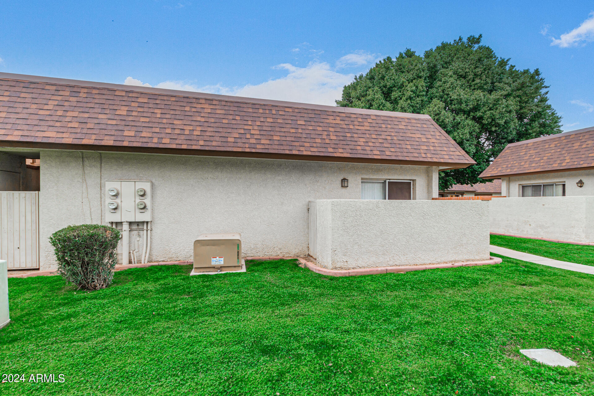 10620 W NORTHERN Avenue Unit: 16