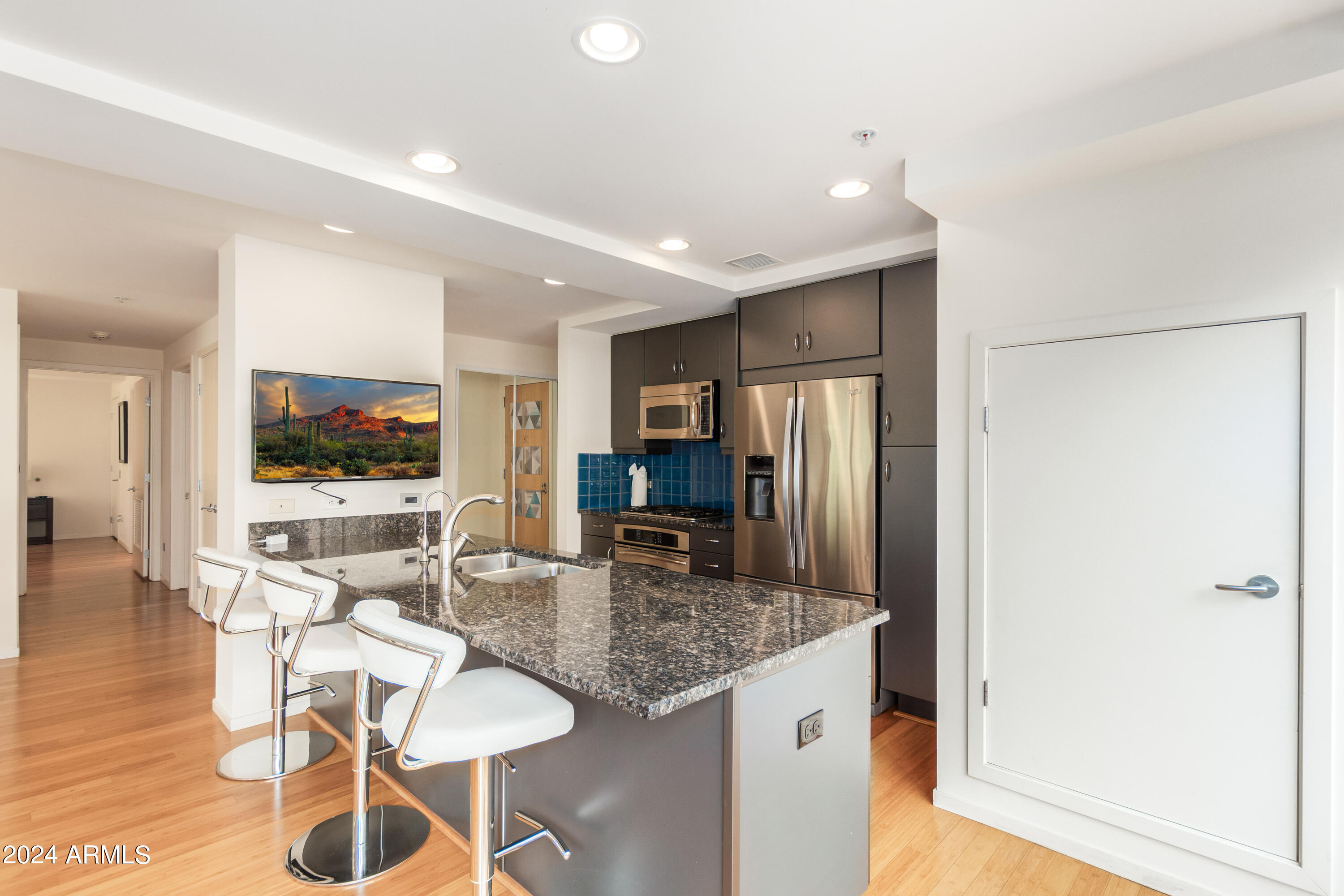 7137 E Rancho Vista Drive # 4005