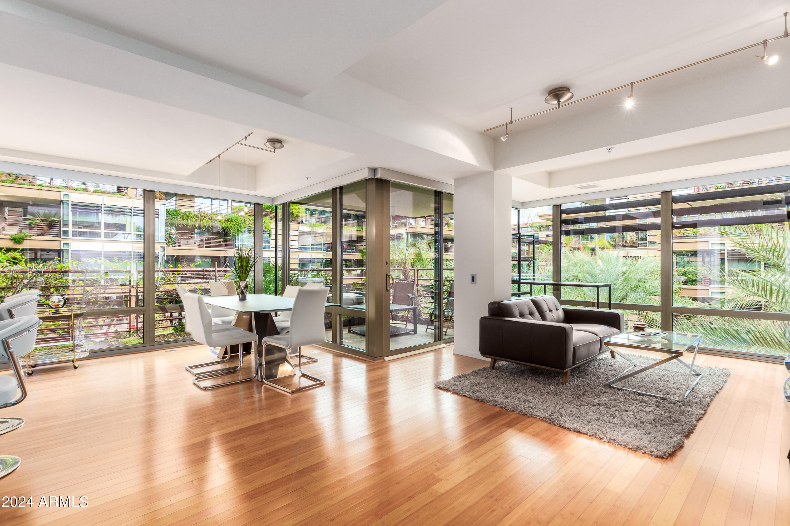 7137 E Rancho Vista Drive # 4005