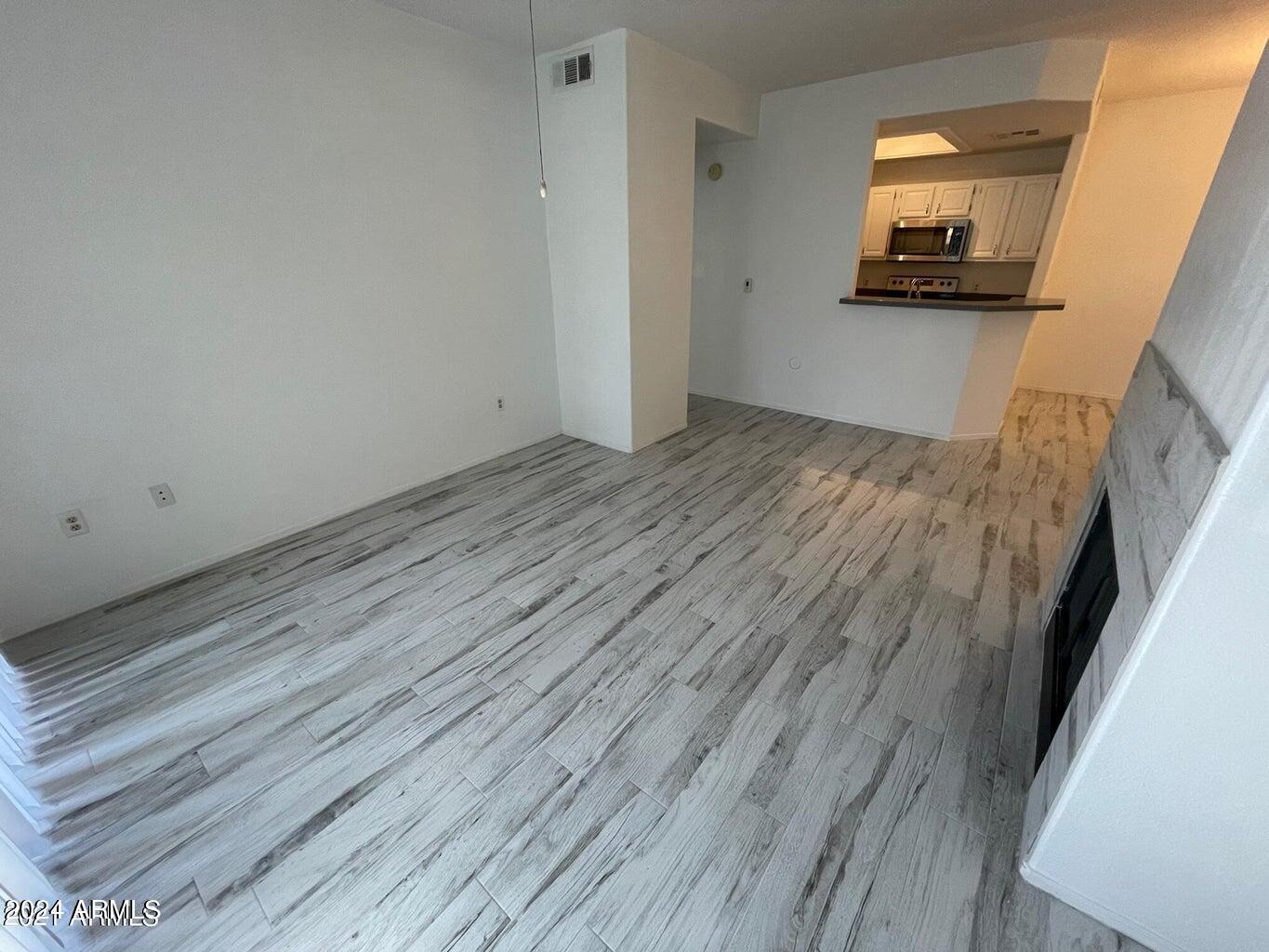 11375 E SAHUARO Drive # 1027