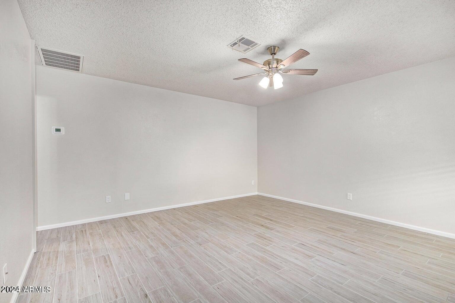 10620 W NORTHERN Avenue # 16