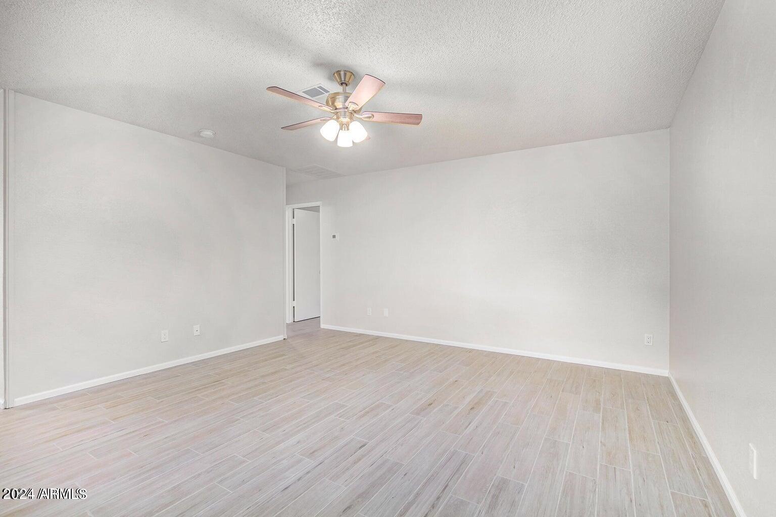 10620 W NORTHERN Avenue # 16