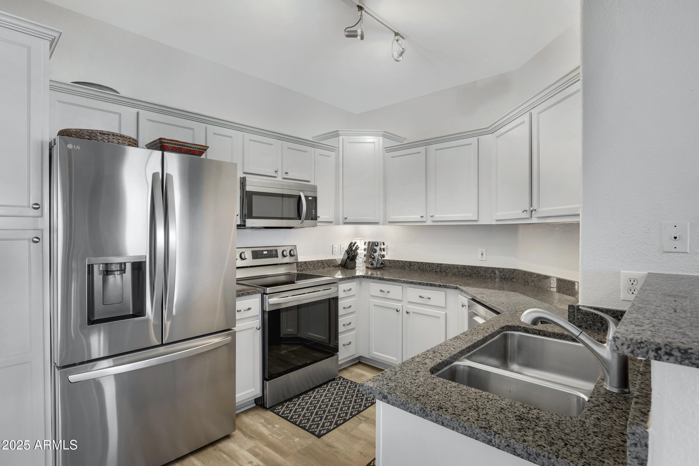 20801 N 90TH Place # 205