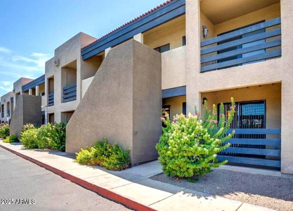 1241 N 48TH Street, 114