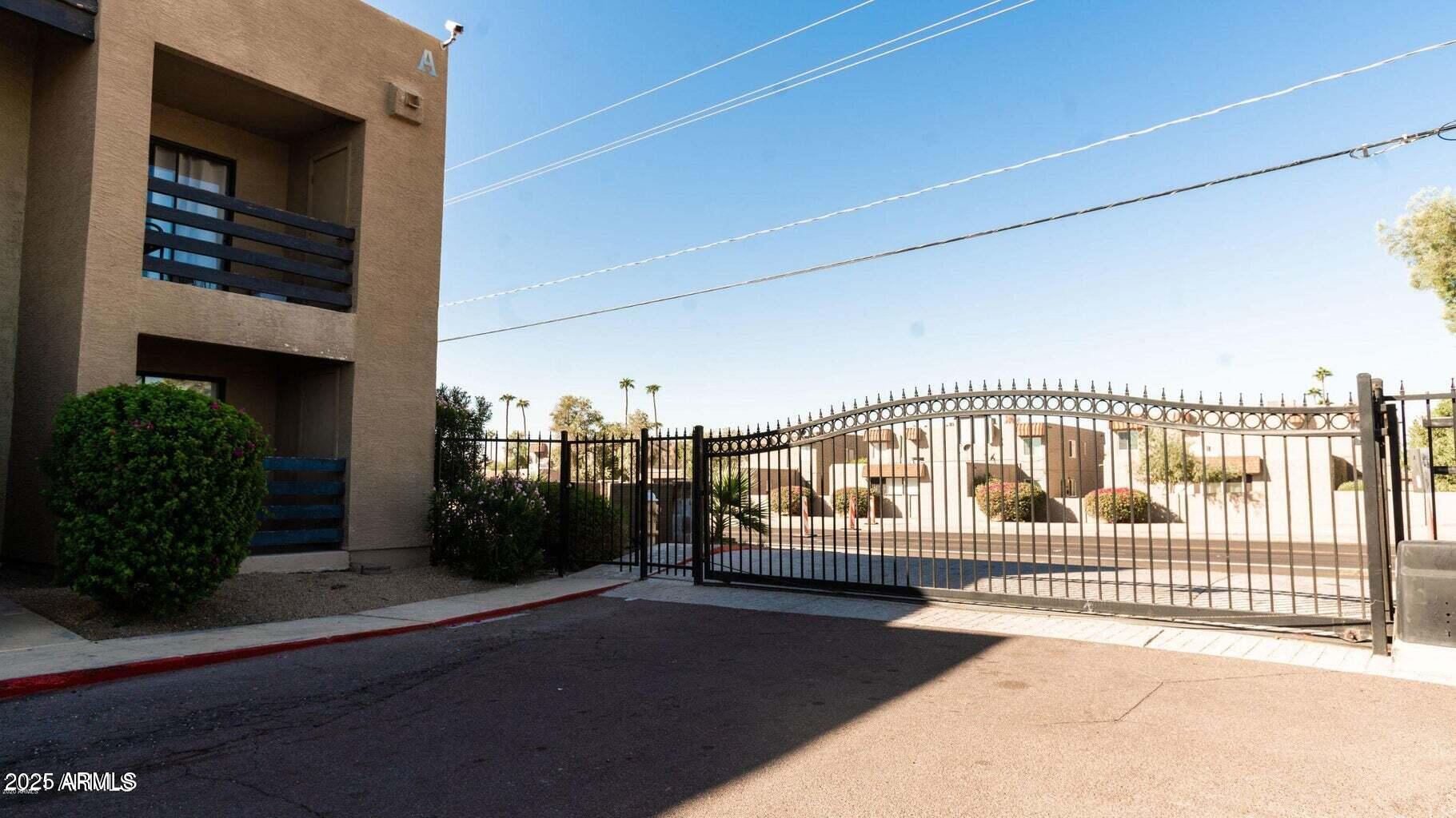 1241 N 48TH Street, 114