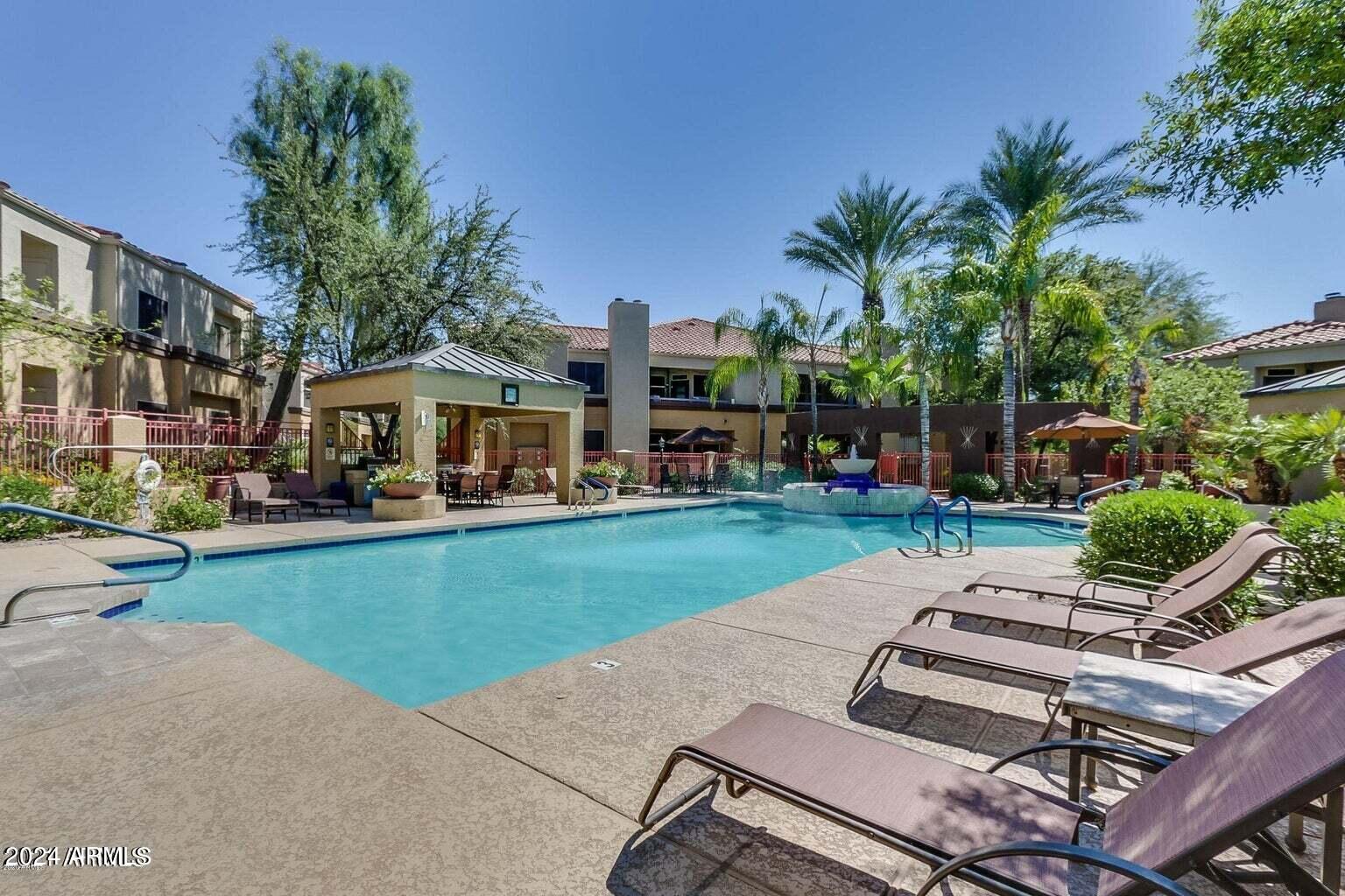 11375 E SAHUARO Drive, 1027