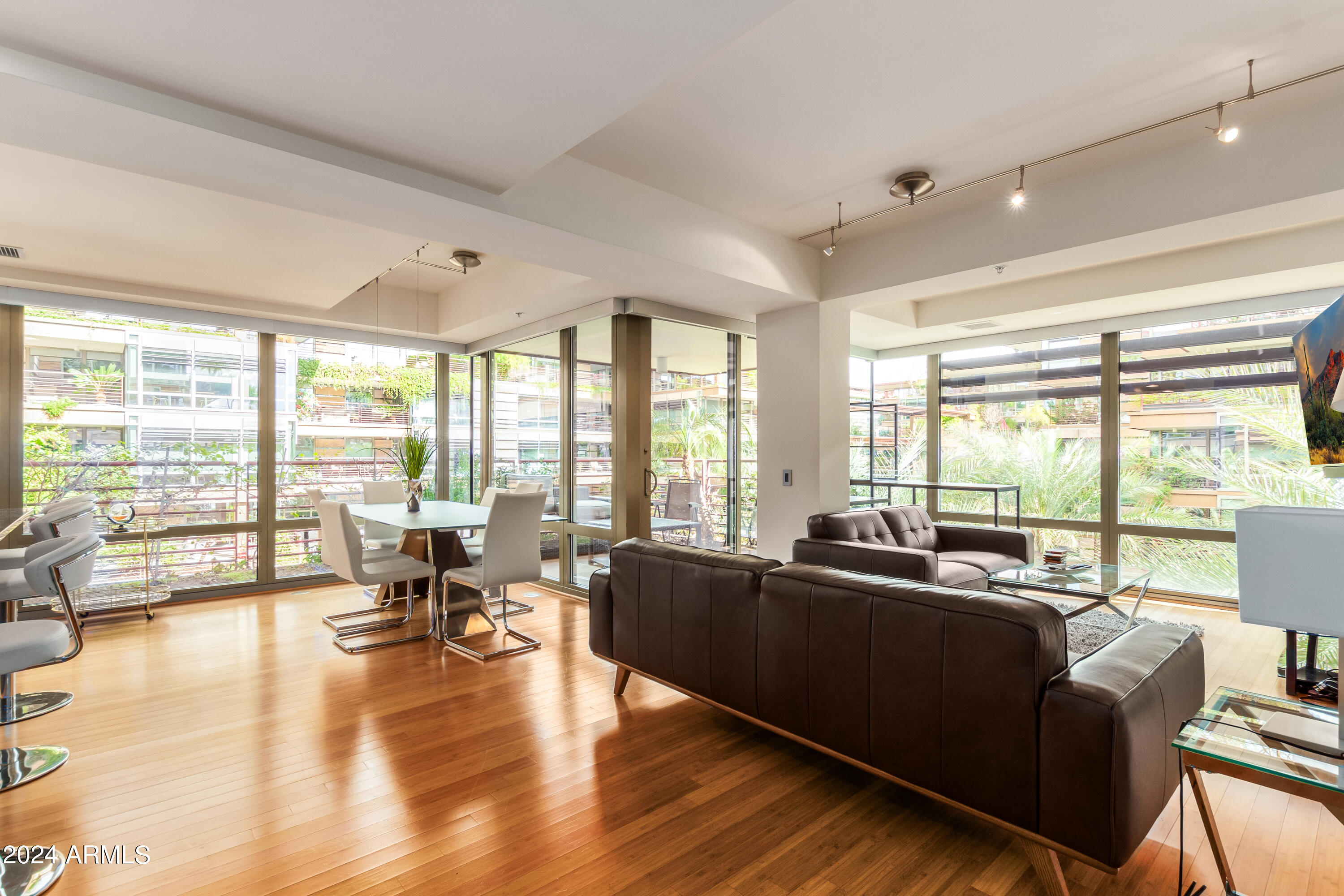 7137 E Rancho Vista Drive, 4005