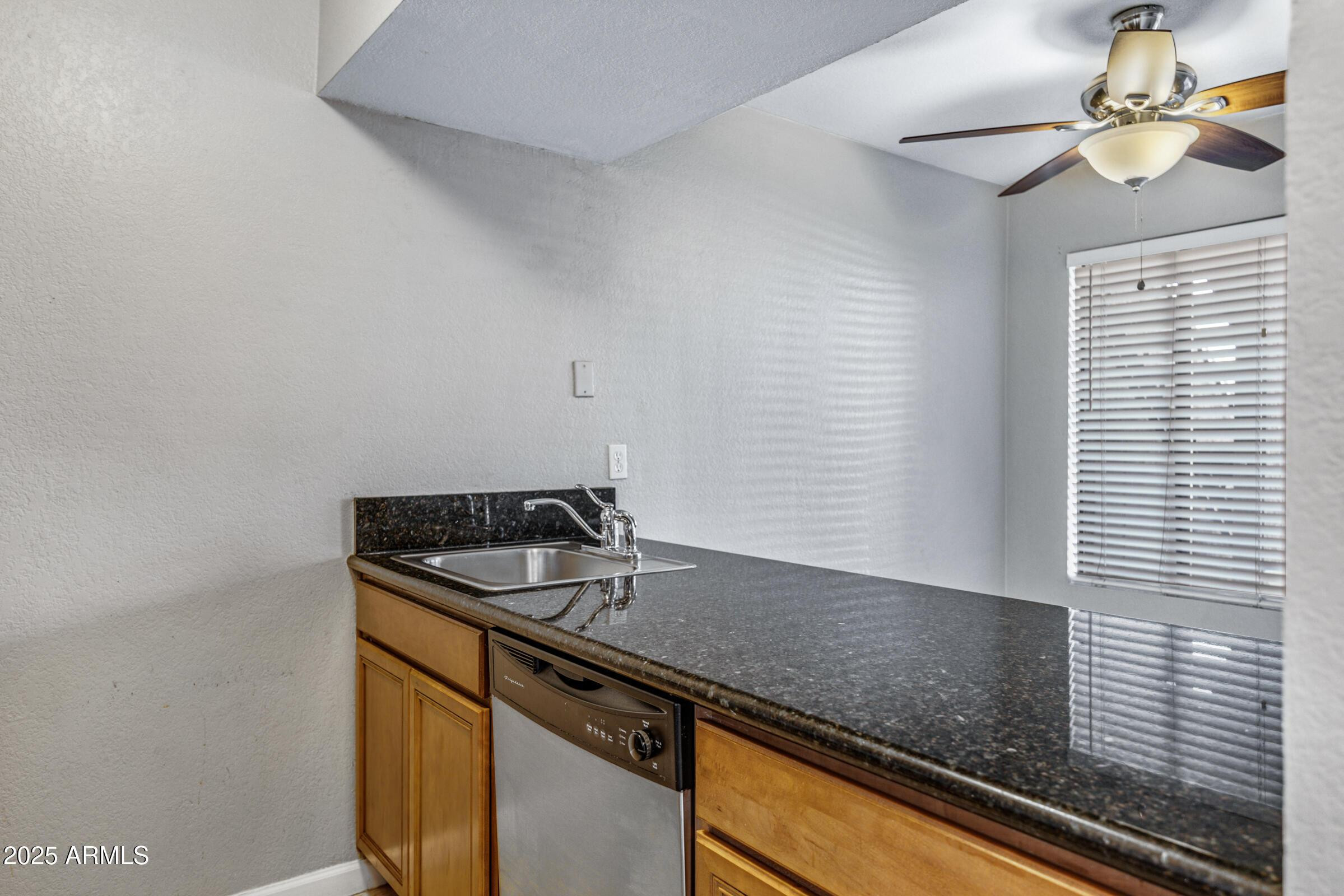 1241 N 48TH Street 102