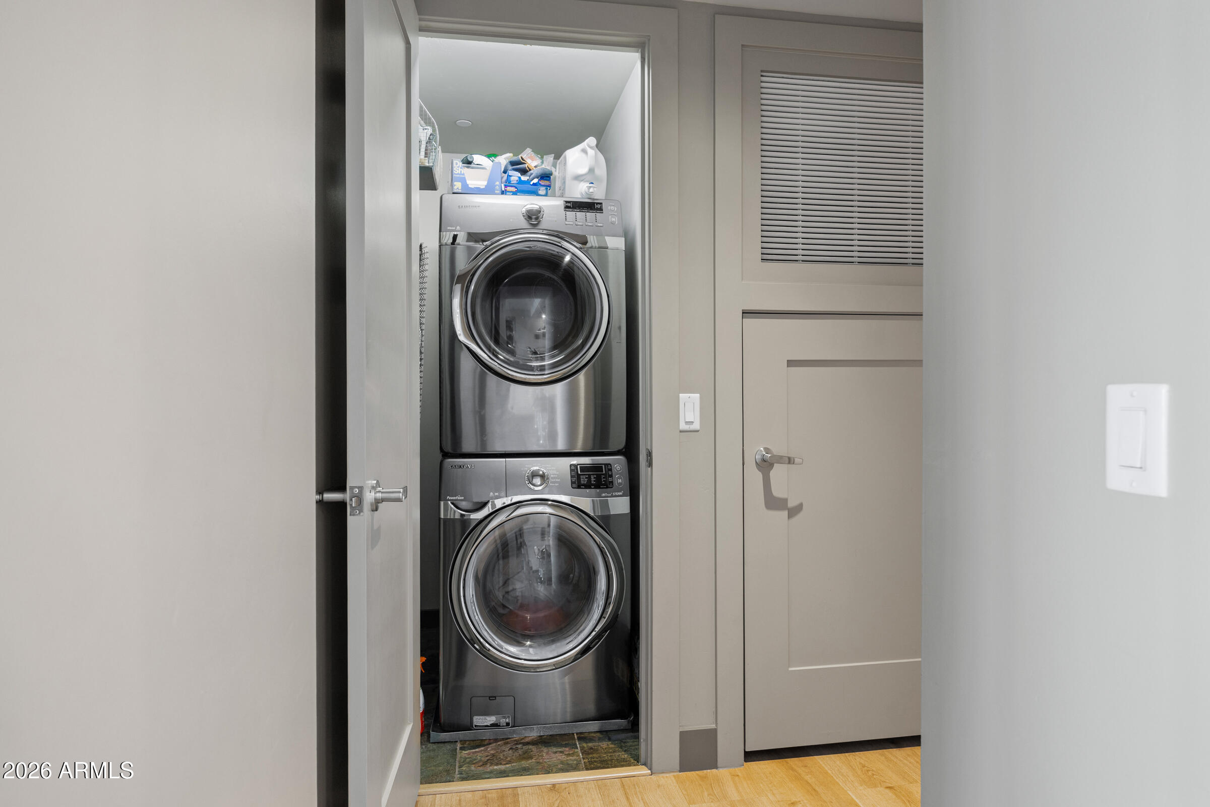 140 E RIO SALADO Parkway 610