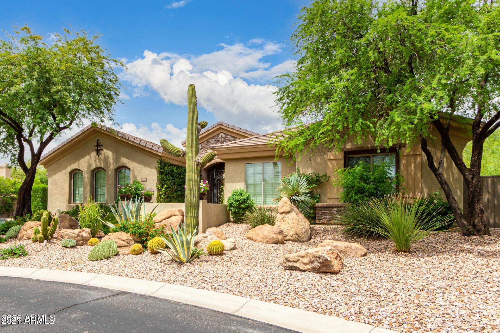 40808 N THUNDER HILLS Court