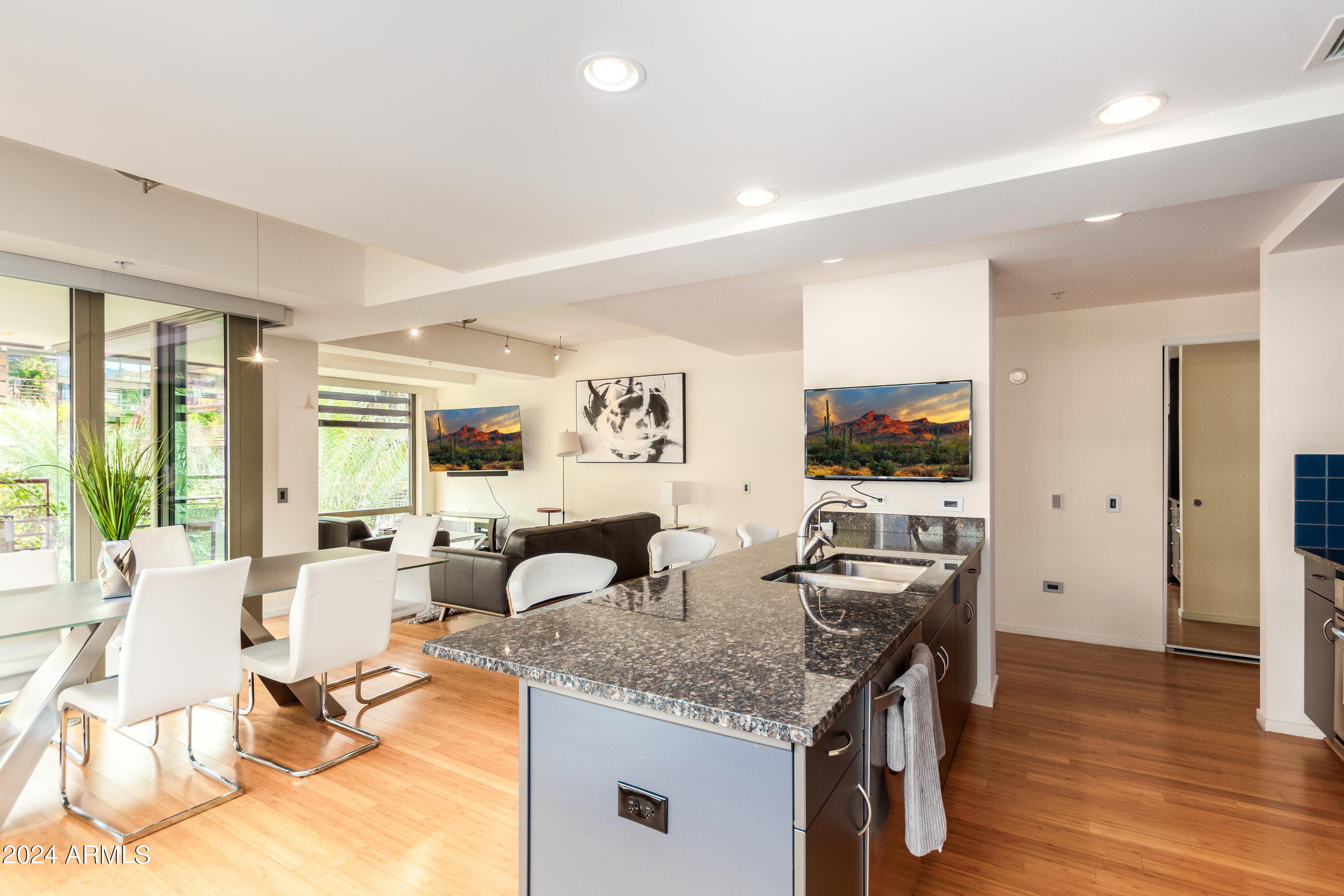 7137 E Rancho Vista Drive 4005