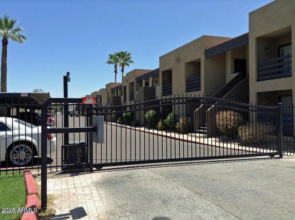 1241 N 48th Street 201