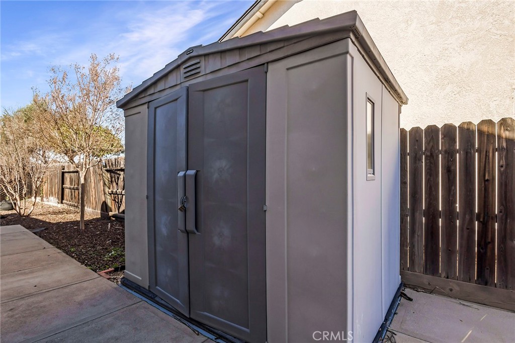 3013 Ceanothus Avenue