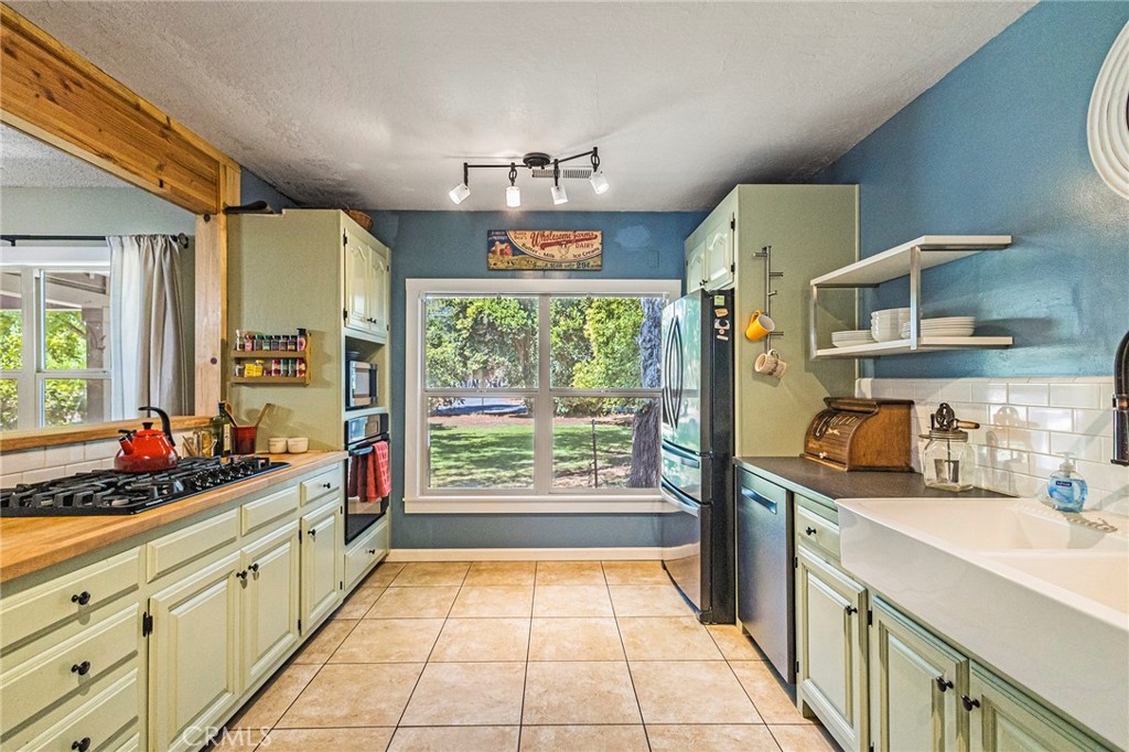 2320 Estes Road