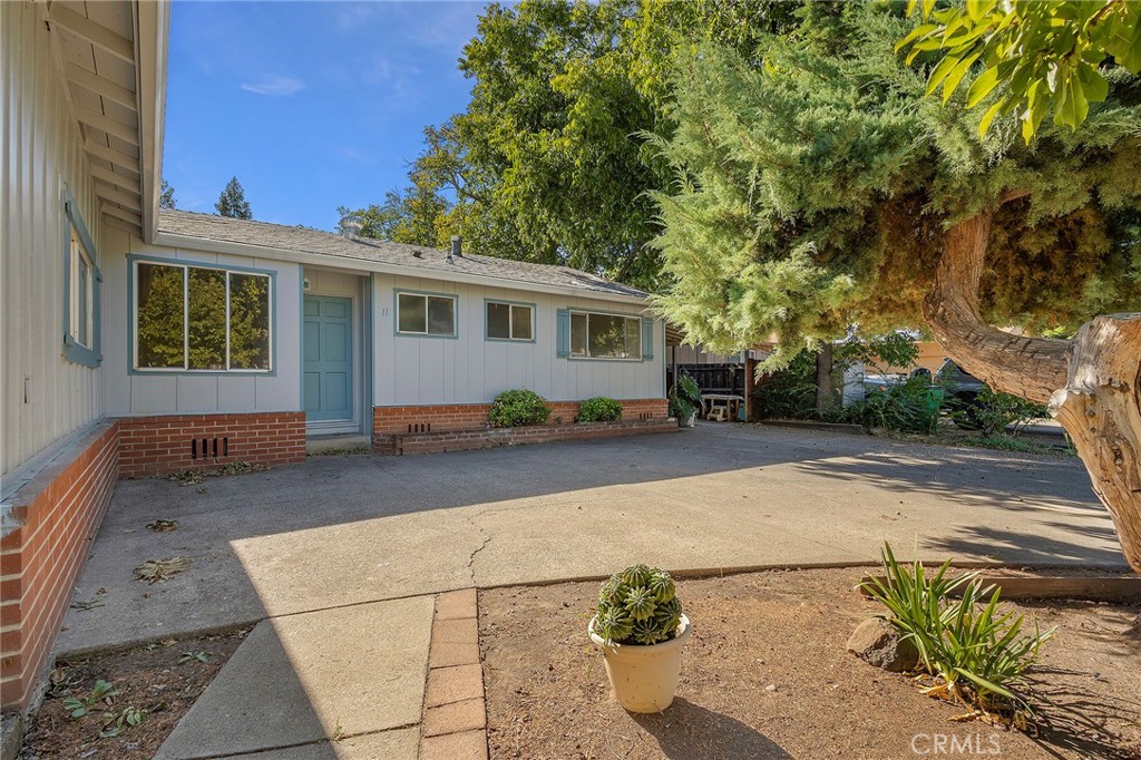 11 Franciscan Way