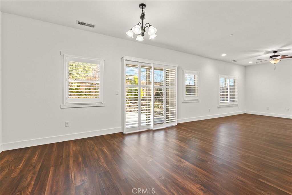 9 Camba Court