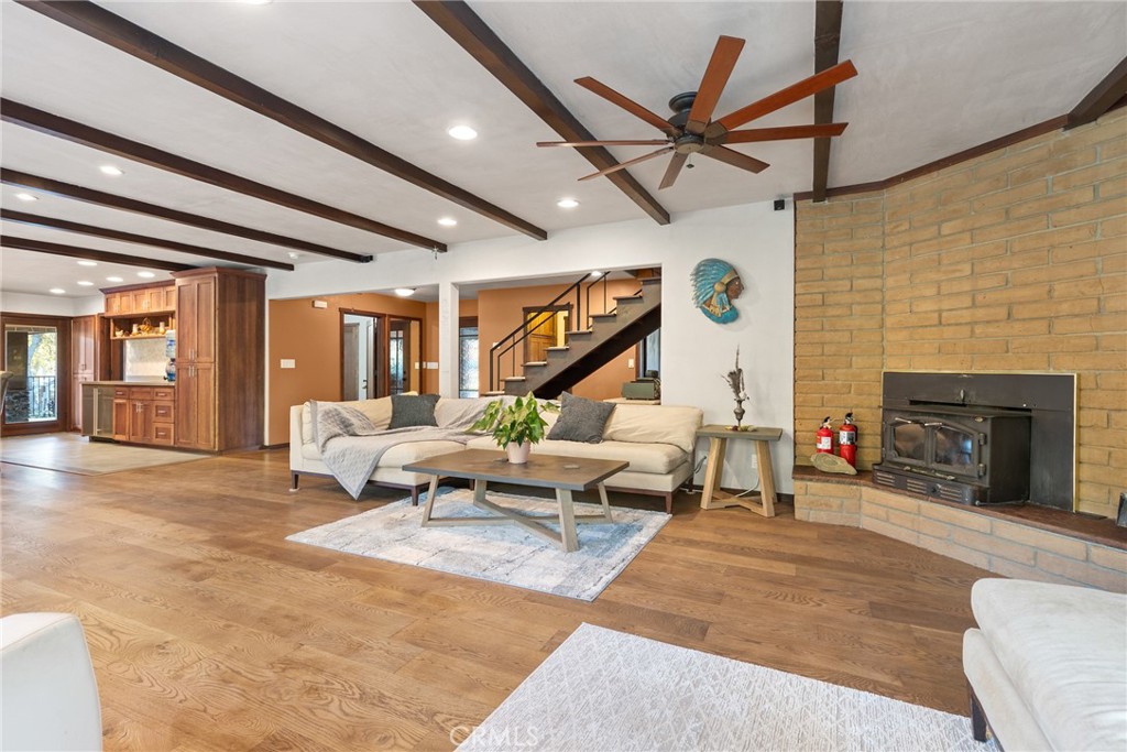 12352 Centerville Road