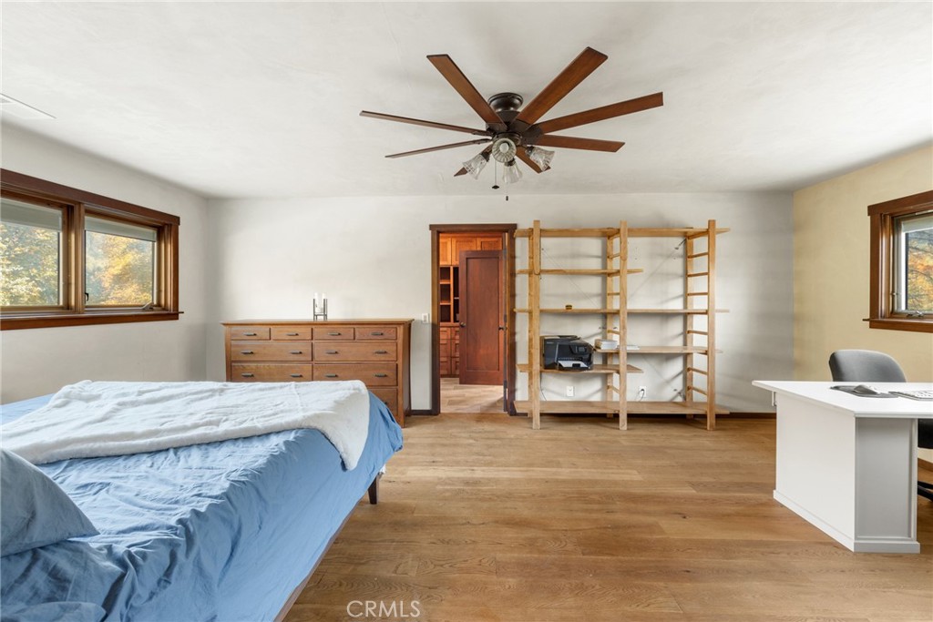 12352 Centerville Road