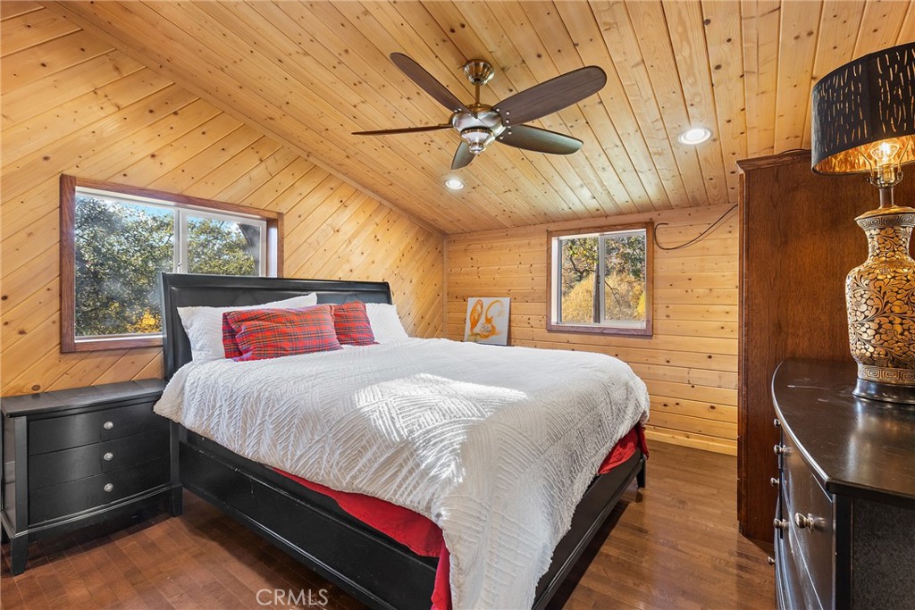 12352 Centerville Road