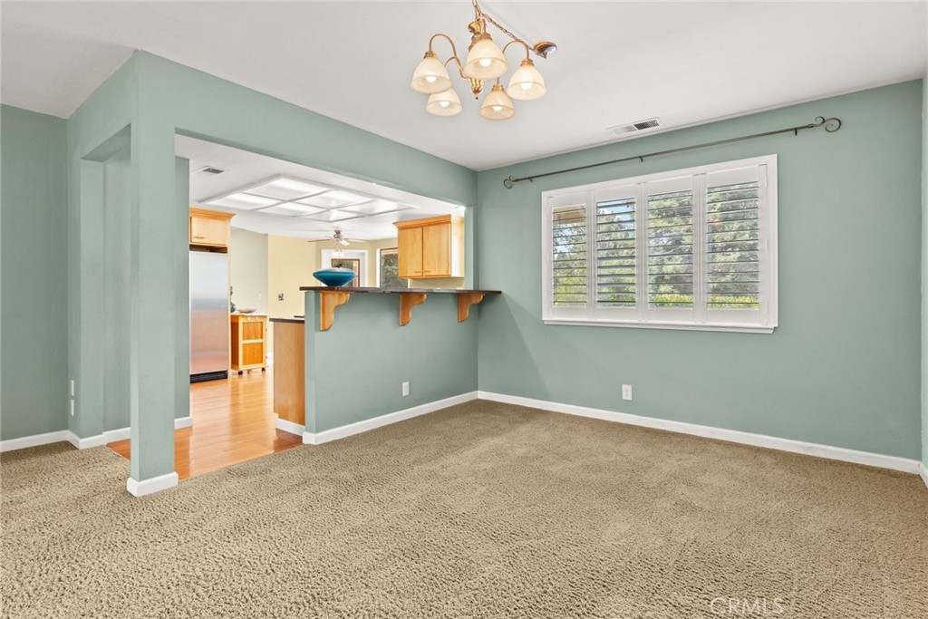 10 Roseanna Court